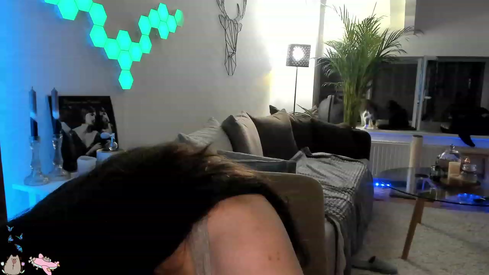 Gallery image thumbnail from Mad_Coffee's myfreecams stream on, 06/23/2023, 02:09 image 18 of 20