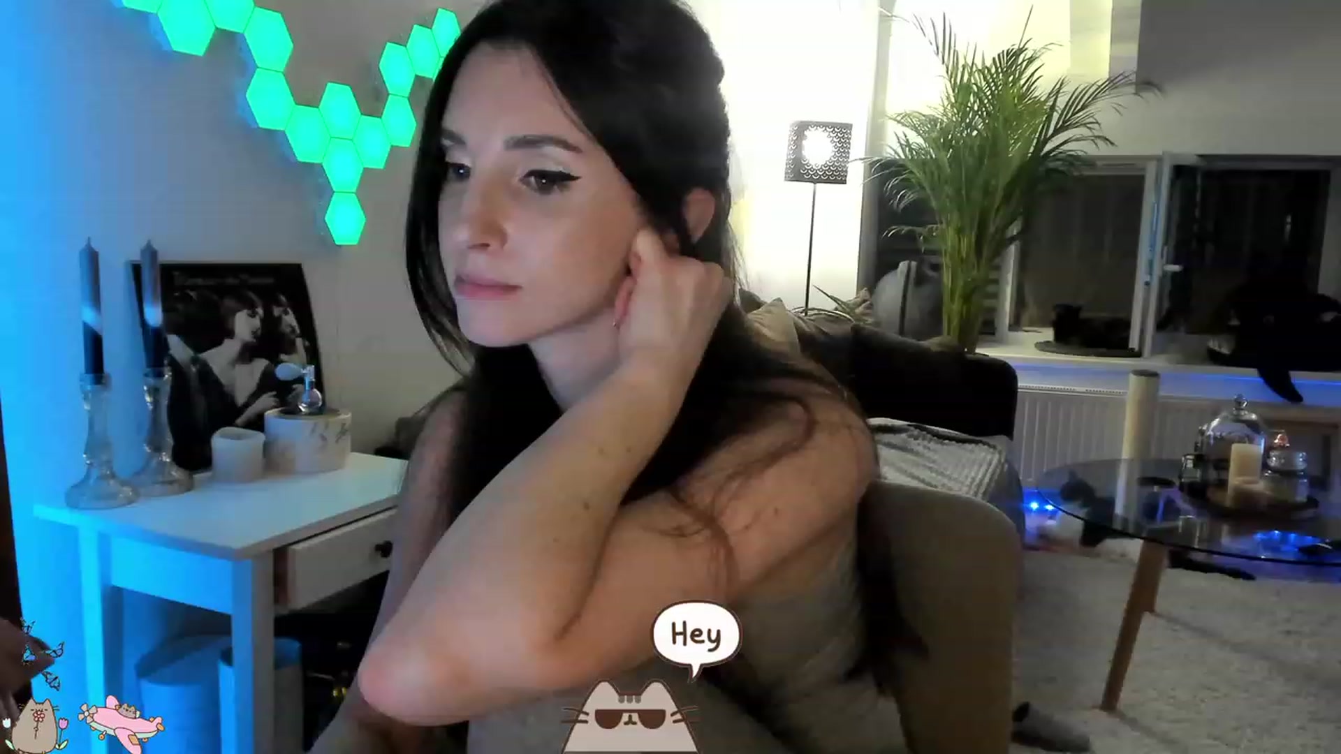 Gallery image thumbnail from Mad_Coffee's myfreecams stream on, 06/23/2023, 02:09 image 3 of 20