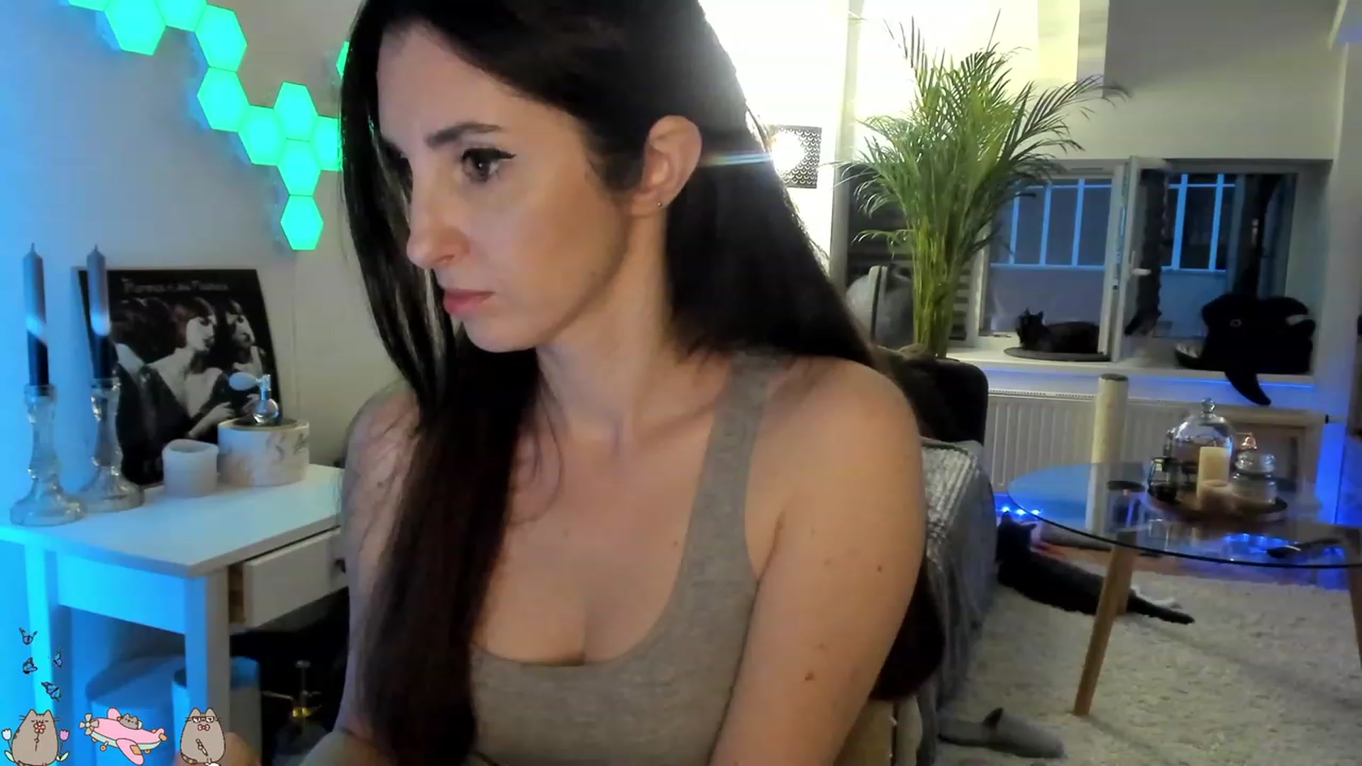 Gallery image thumbnail from Mad_Coffee's myfreecams stream on, 06/23/2023, 02:50 image 10 of 20