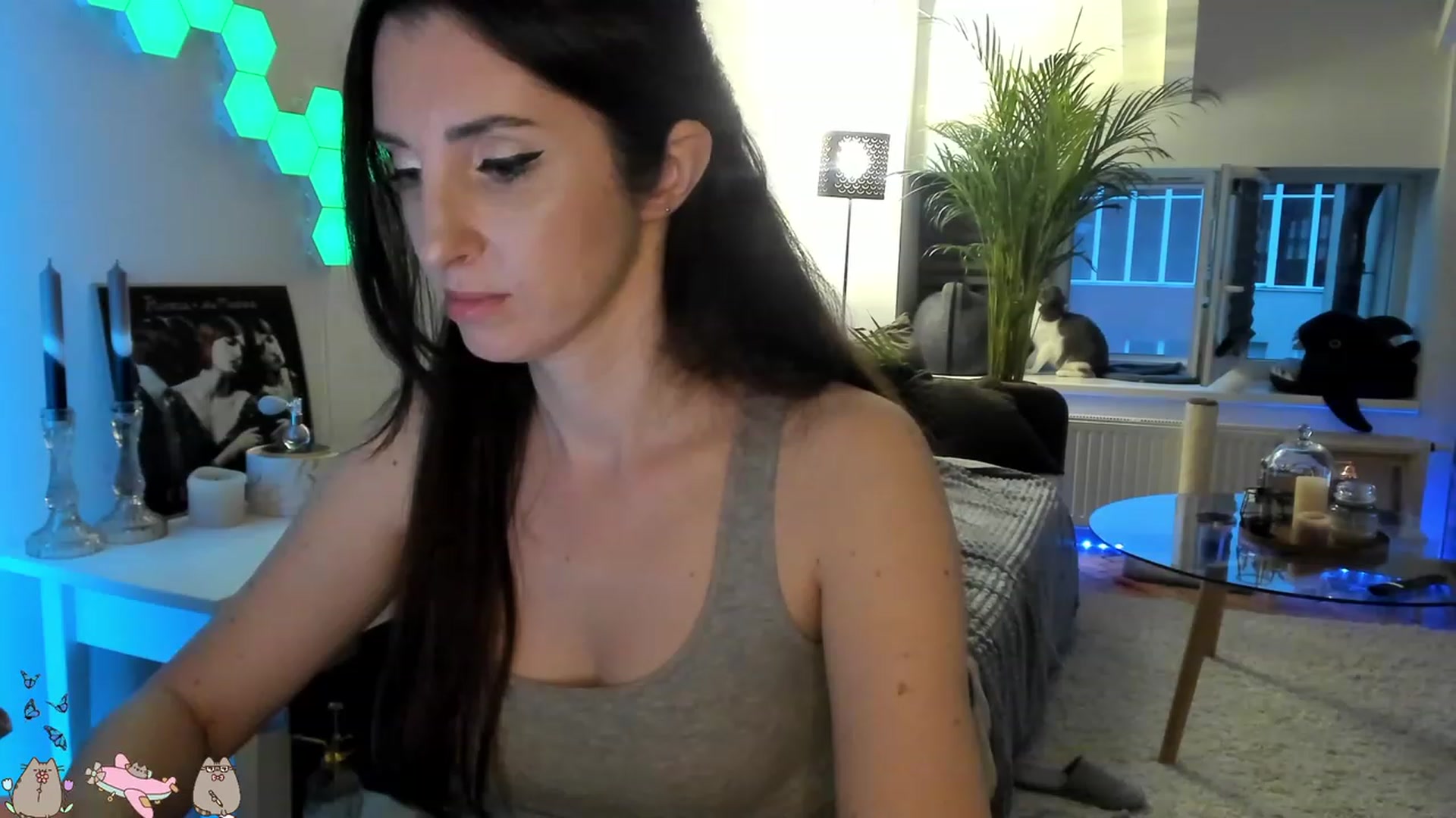 Gallery image thumbnail from Mad_Coffee's myfreecams stream on, 06/23/2023, 02:50 image 17 of 20