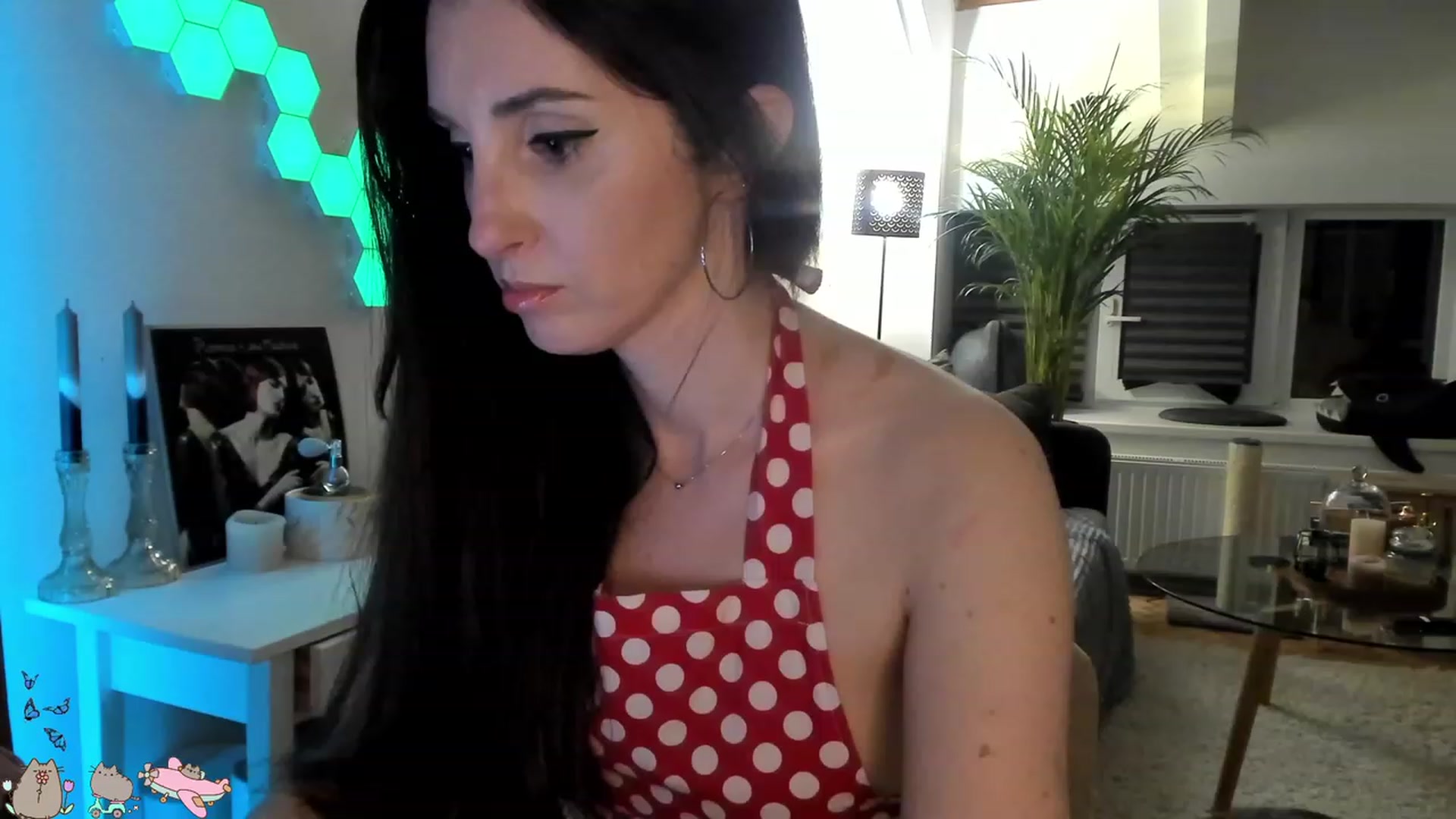 Gallery image thumbnail from Mad_Coffee's myfreecams stream on, 06/24/2023, 02:02 image 1 of 20