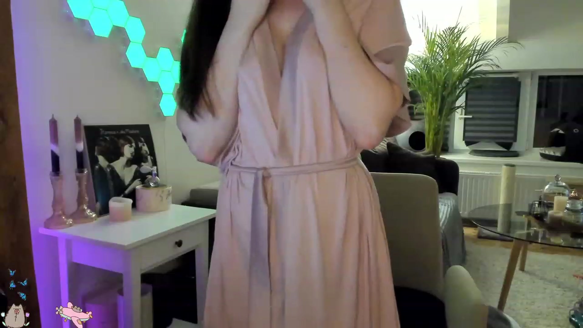 Gallery image thumbnail from Mad_Coffee's myfreecams stream on, 06/25/2023, 01:03 image 19 of 20