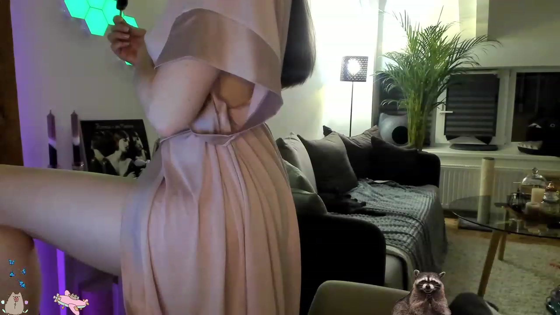 Gallery image thumbnail from Mad_Coffee's myfreecams stream on, 06/25/2023, 01:03 image 16 of 20