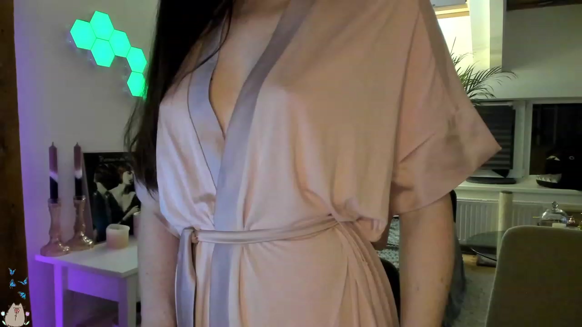 Gallery image thumbnail from Mad_Coffee's myfreecams stream on, 06/25/2023, 01:03 image 7 of 20