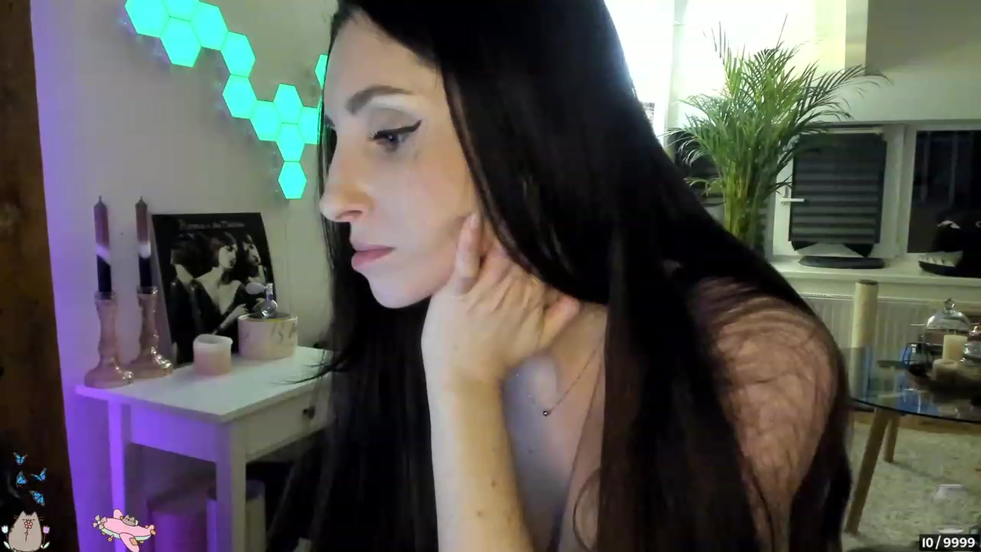 Gallery image thumbnail from Mad_Coffee's myfreecams stream on, 06/25/2023, 02:09 image 20 of 20