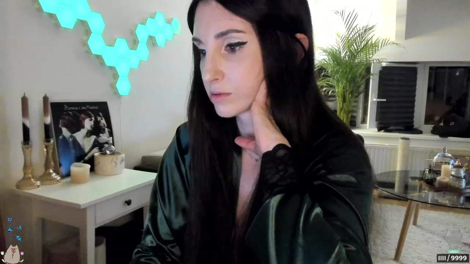Gallery image thumbnail from Mad_Coffee's myfreecams stream on, 06/26/2023, 01:48 image 1 of 20