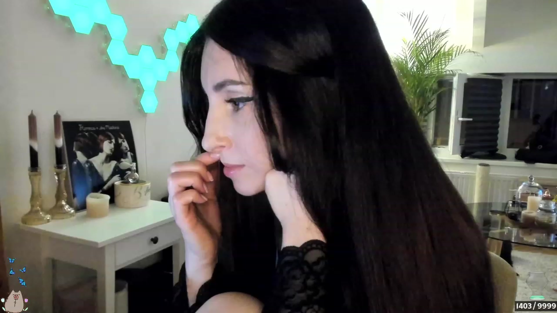 Gallery image thumbnail from Mad_Coffee's myfreecams stream on, 06/26/2023, 01:48 image 11 of 20