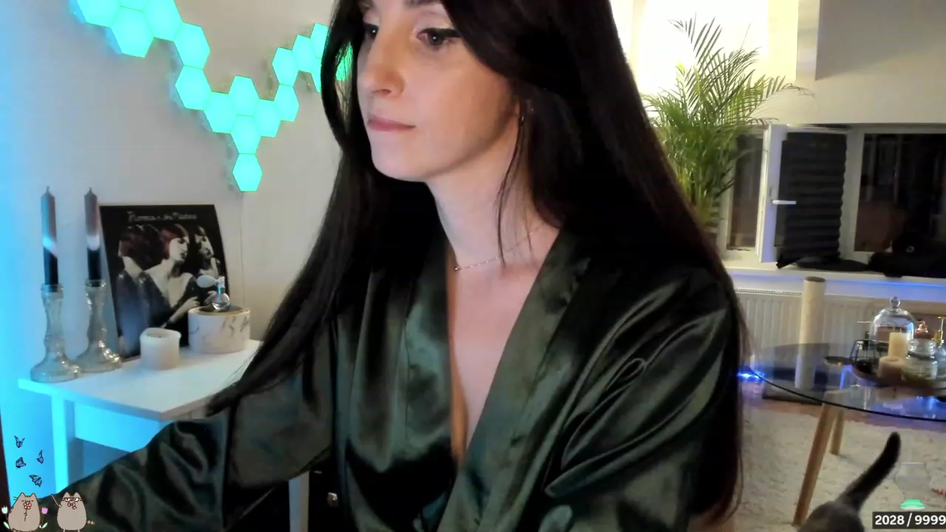 Gallery image thumbnail from Mad_Coffee's myfreecams stream on, 06/26/2023, 02:01 image 19 of 20
