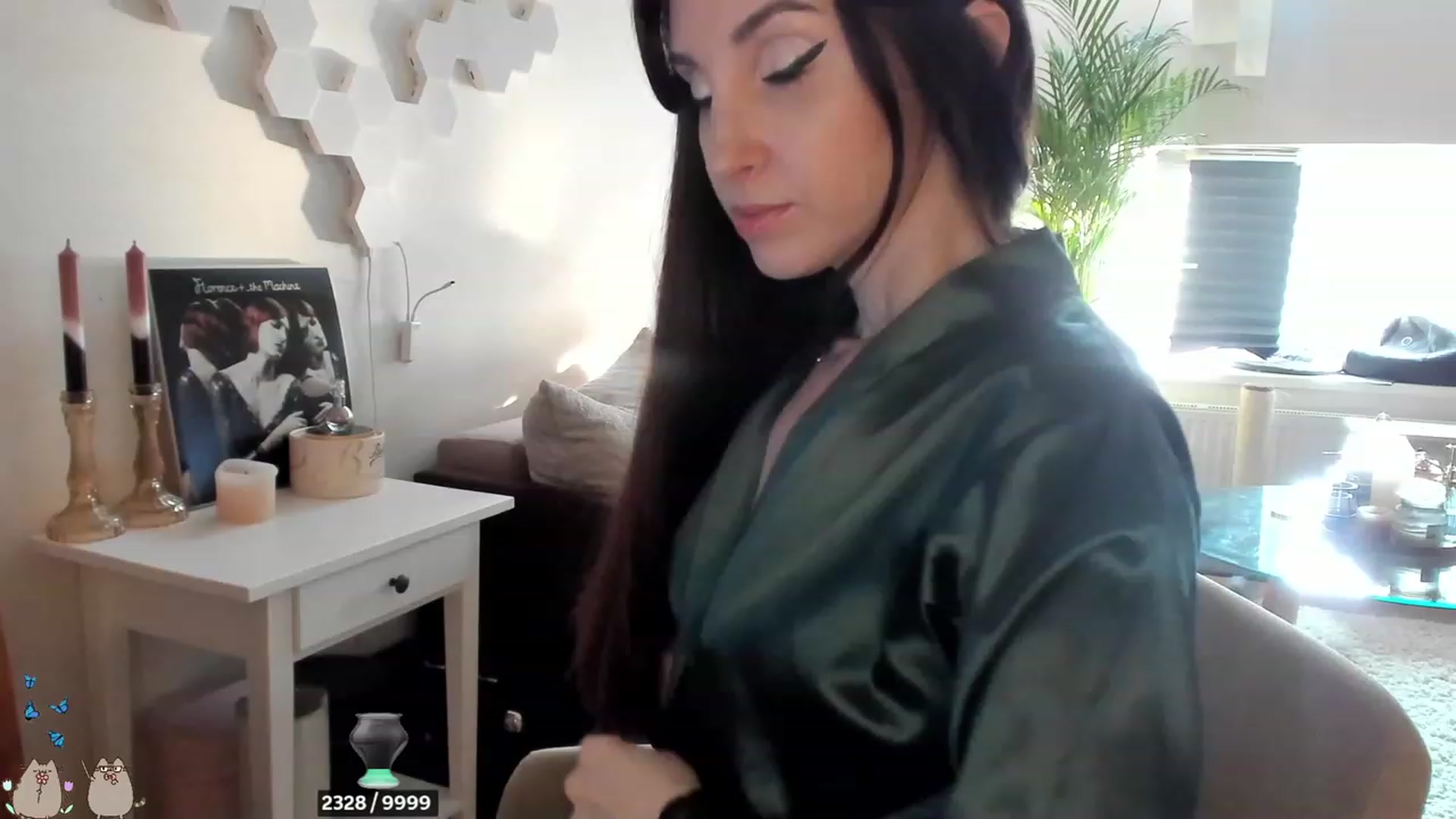 Gallery image thumbnail from Mad_Coffee's myfreecams stream on, 06/26/2023, 04:43 image 3 of 20