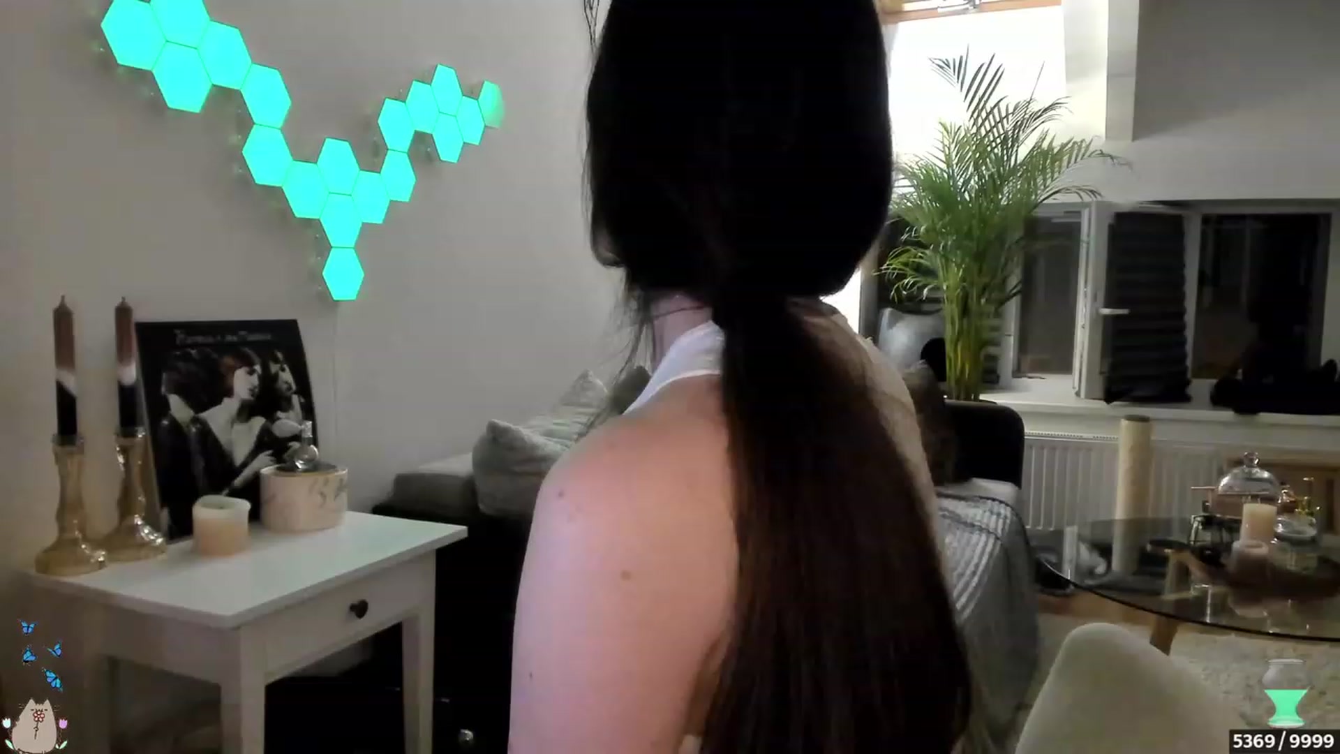 Gallery image thumbnail from Mad_Coffee's myfreecams stream on, 06/27/2023, 24:11 image 10 of 20