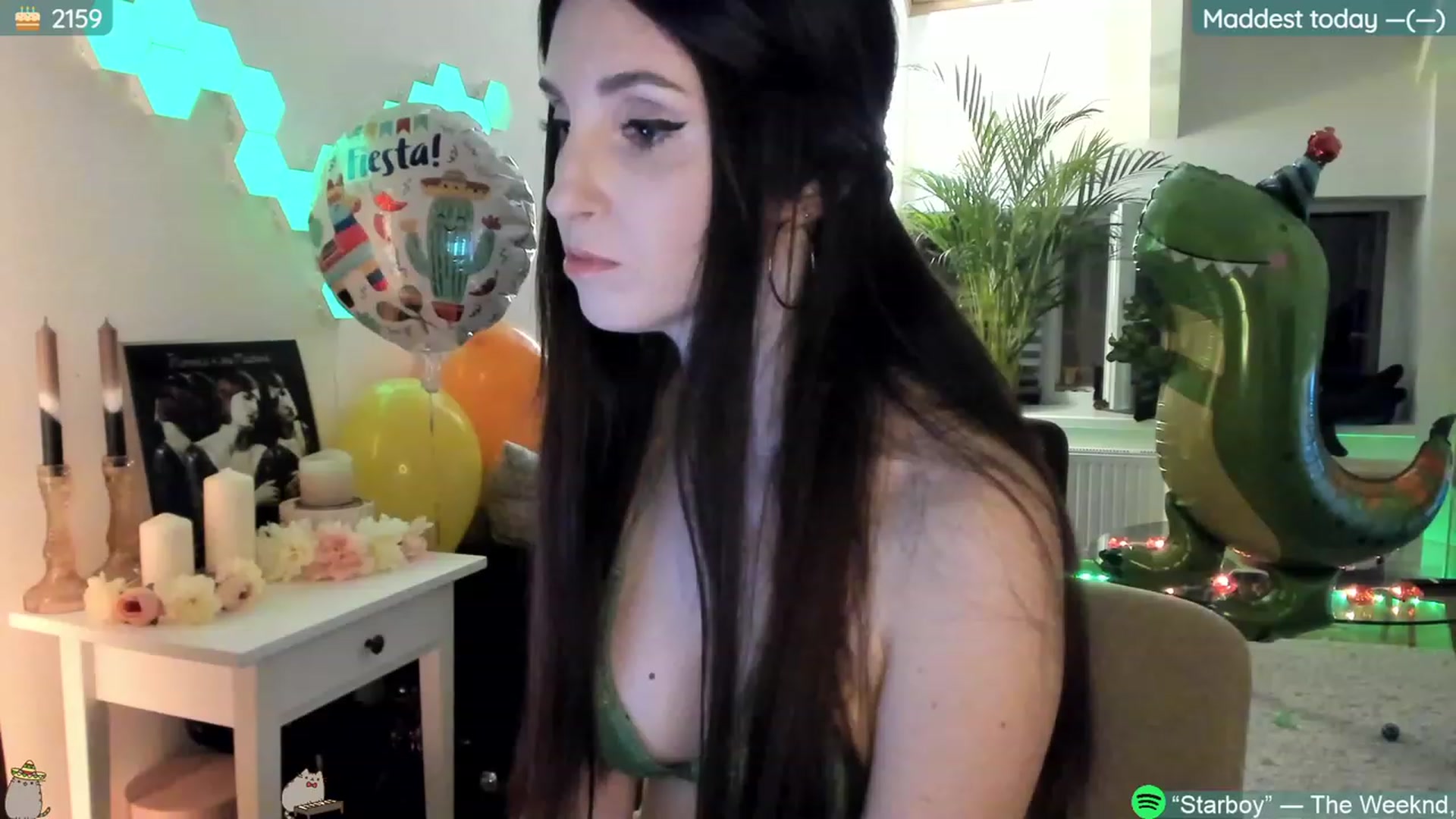 Gallery image thumbnail from Mad_Coffee's myfreecams stream on, 07/02/2023, 24:03 image 6 of 20