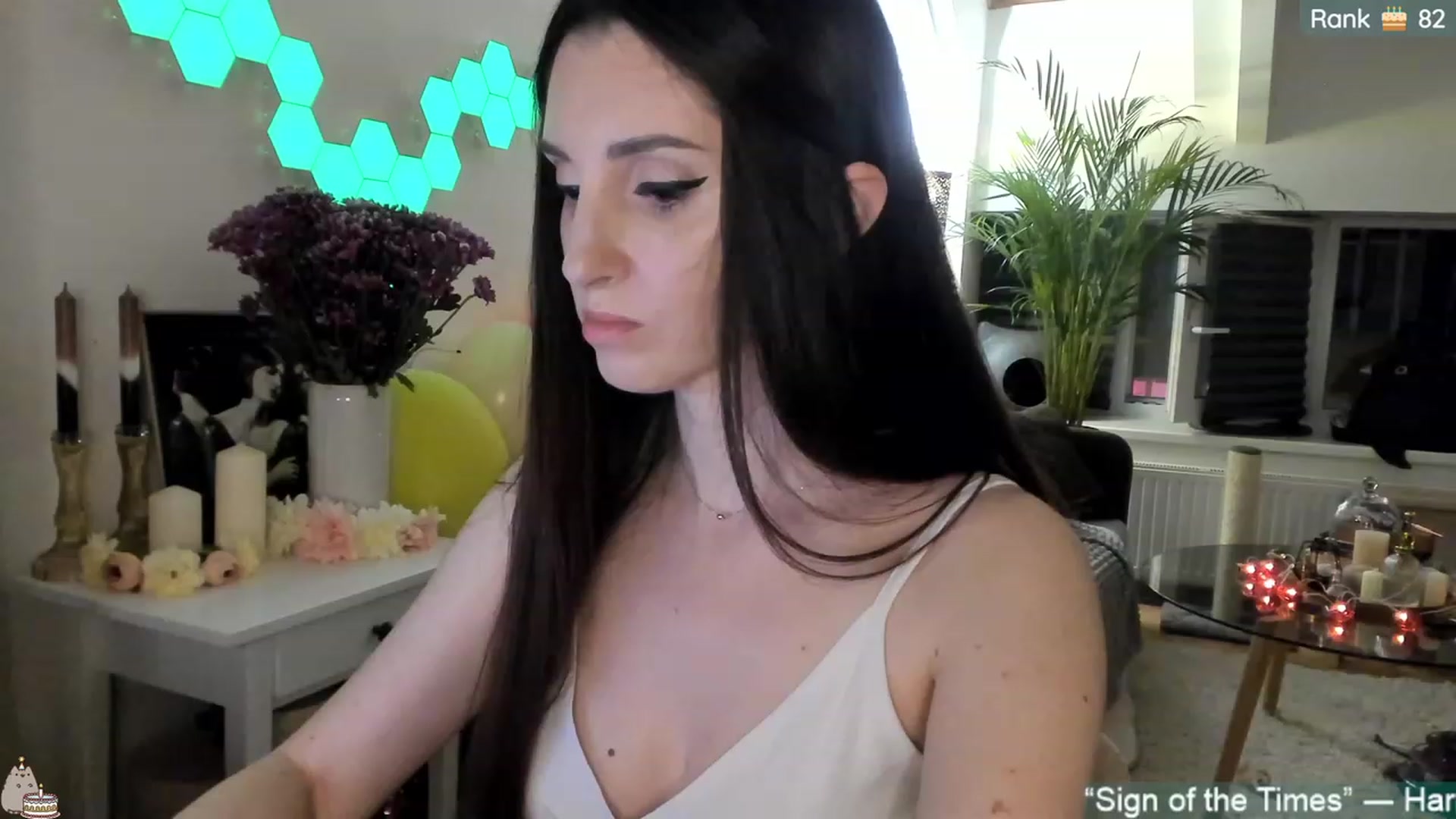 Gallery image thumbnail from Mad_Coffee's myfreecams stream on, 07/04/2023, 20:52 image 10 of 20