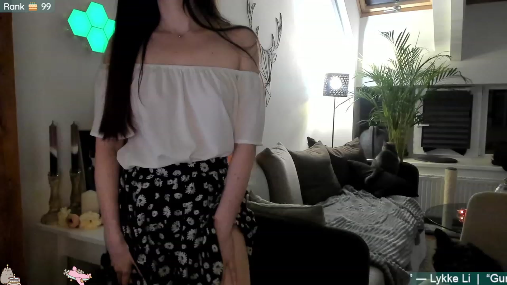 Gallery image thumbnail from Mad_Coffee's myfreecams stream on, 07/06/2023, 24:54 image 17 of 20