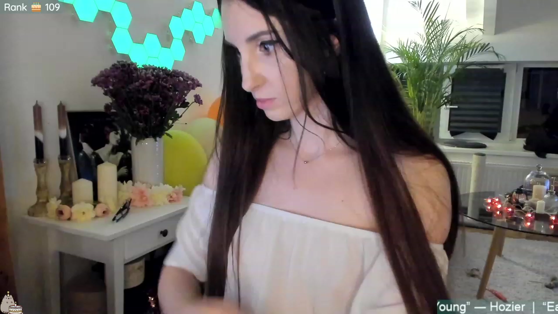 Gallery image thumbnail from Mad_Coffee's myfreecams stream on, 07/06/2023, 24:54 image 3 of 20