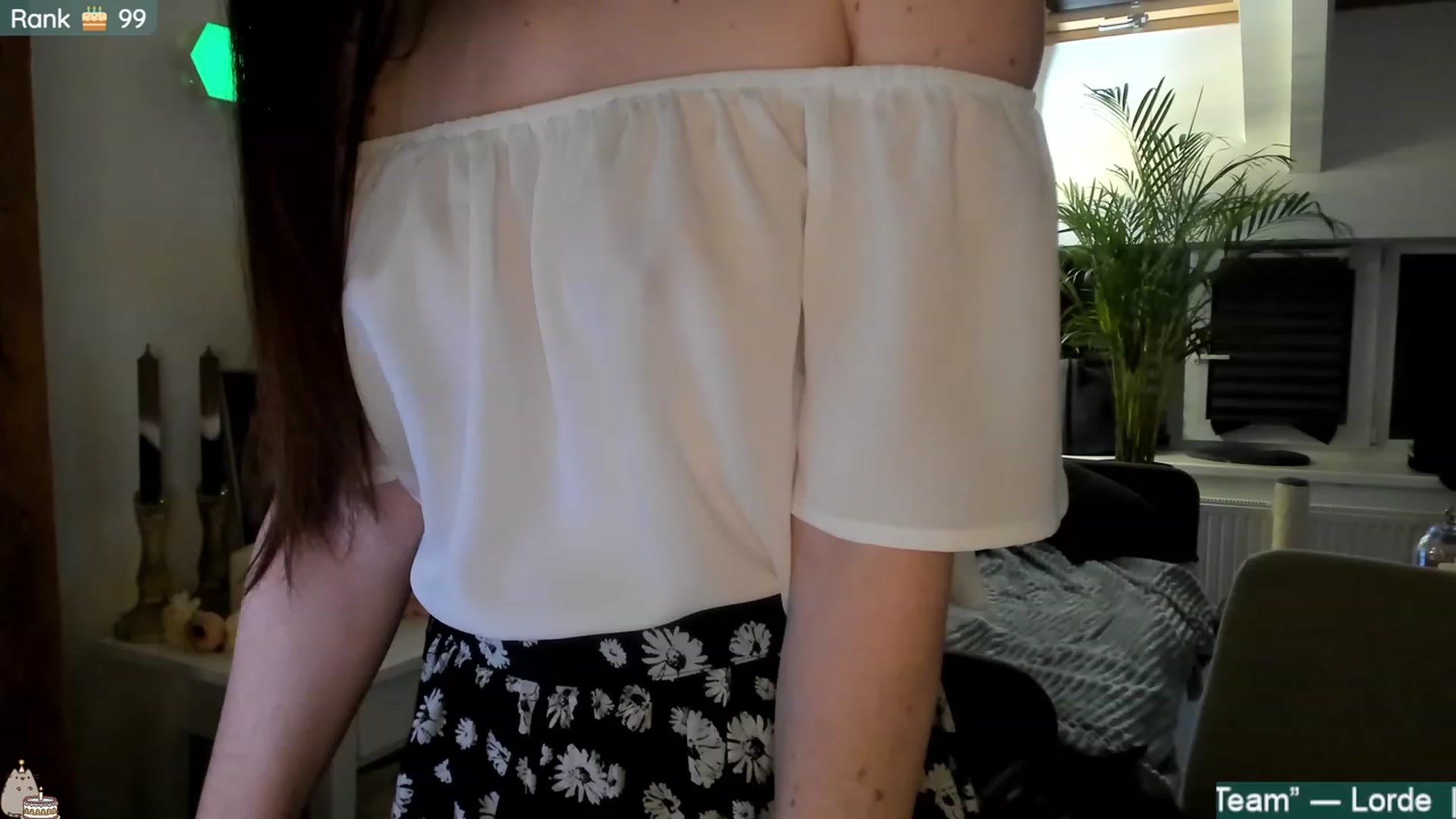 Gallery image thumbnail from Mad_Coffee's myfreecams stream on, 07/06/2023, 24:54 image 11 of 20