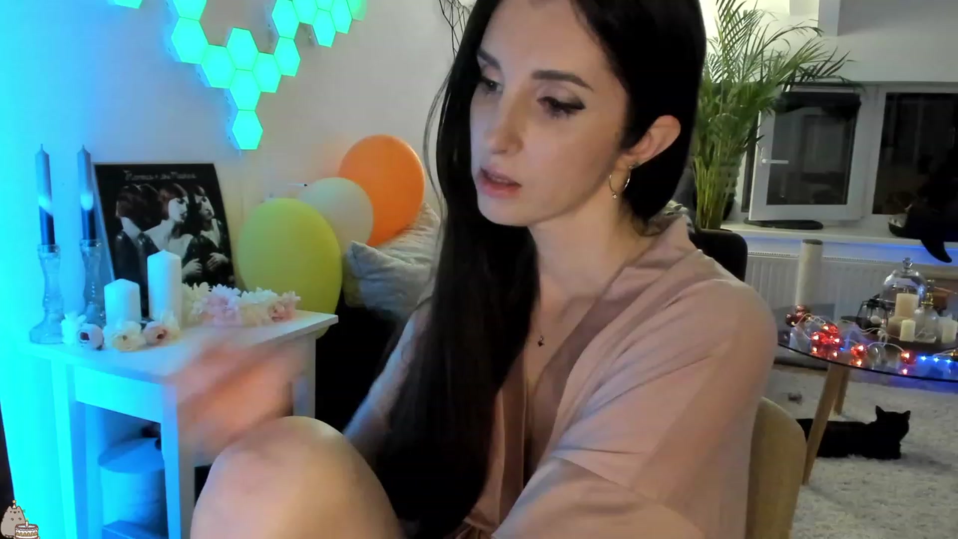 Gallery image thumbnail from Mad_Coffee's myfreecams stream on, 07/07/2023, 24:27 image 5 of 20