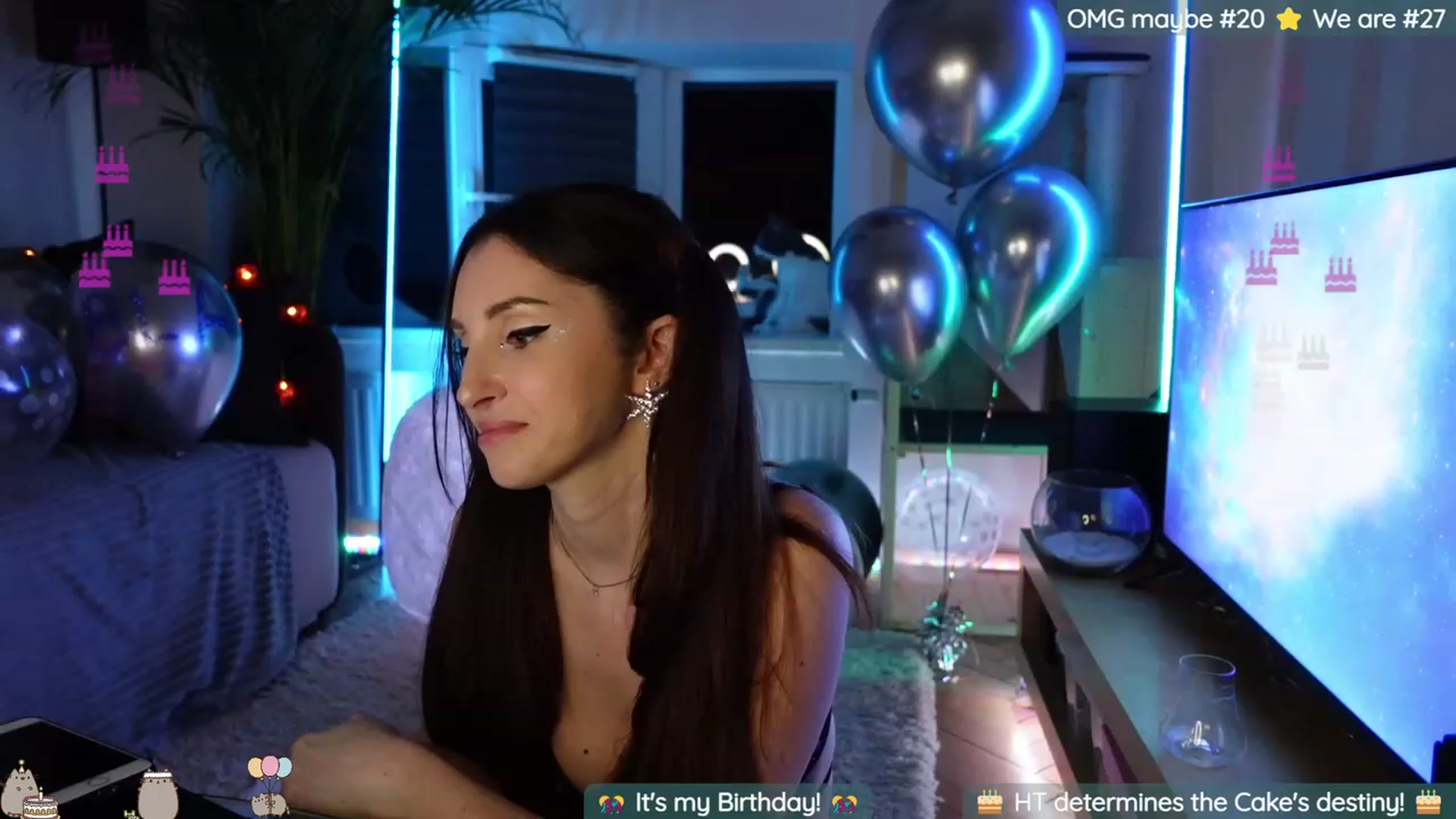 Gallery image thumbnail from Mad_Coffee's myfreecams stream on, 07/08/2023, 01:09 image 15 of 20