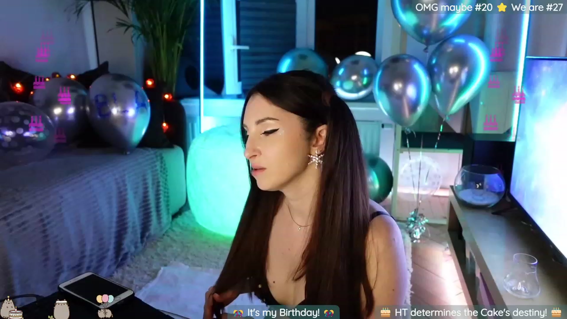 Gallery image thumbnail from Mad_Coffee's myfreecams stream on, 07/08/2023, 01:09 image 11 of 20