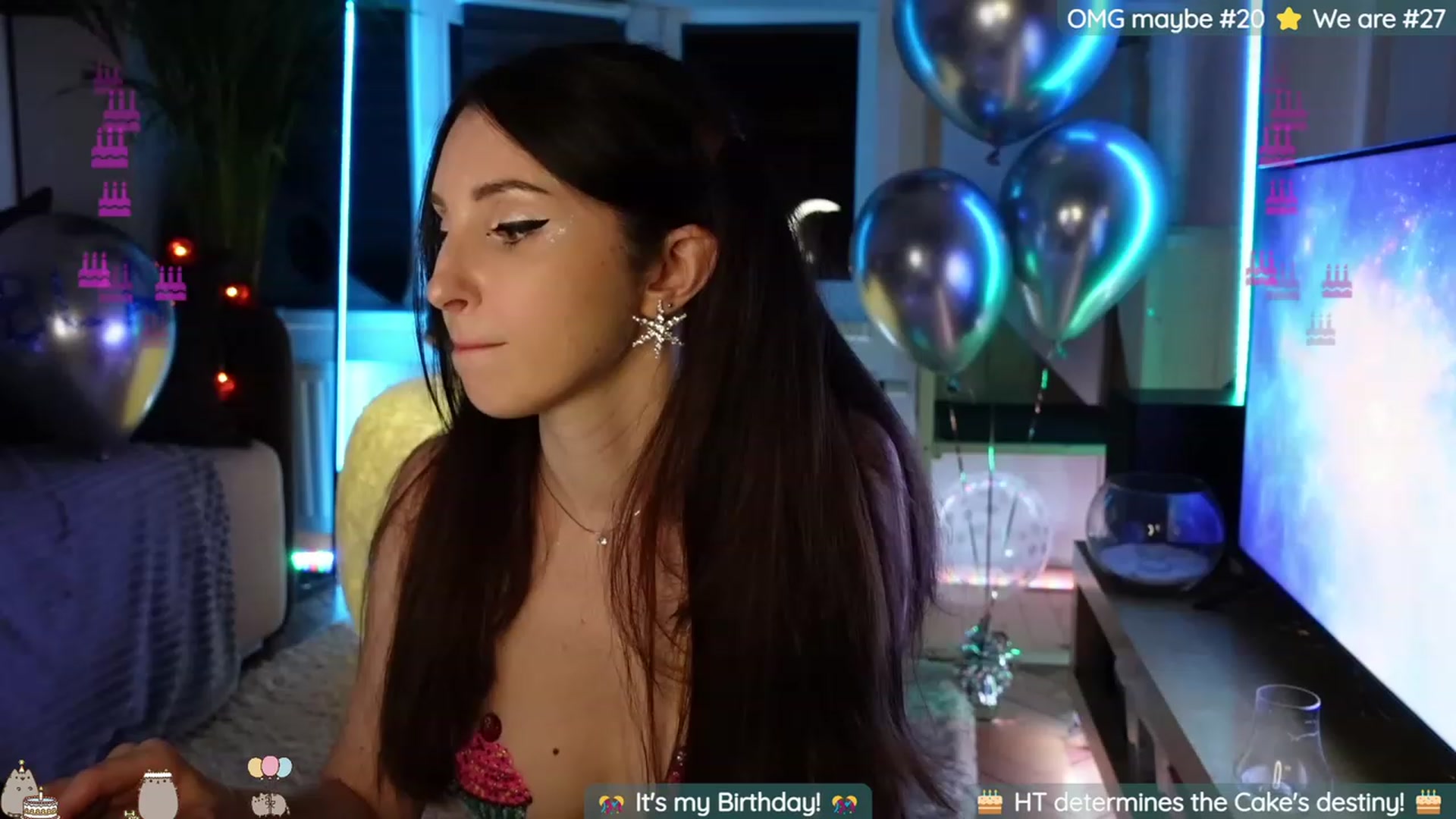 Gallery image thumbnail from Mad_Coffee's myfreecams stream on, 07/08/2023, 01:46 image 2 of 20