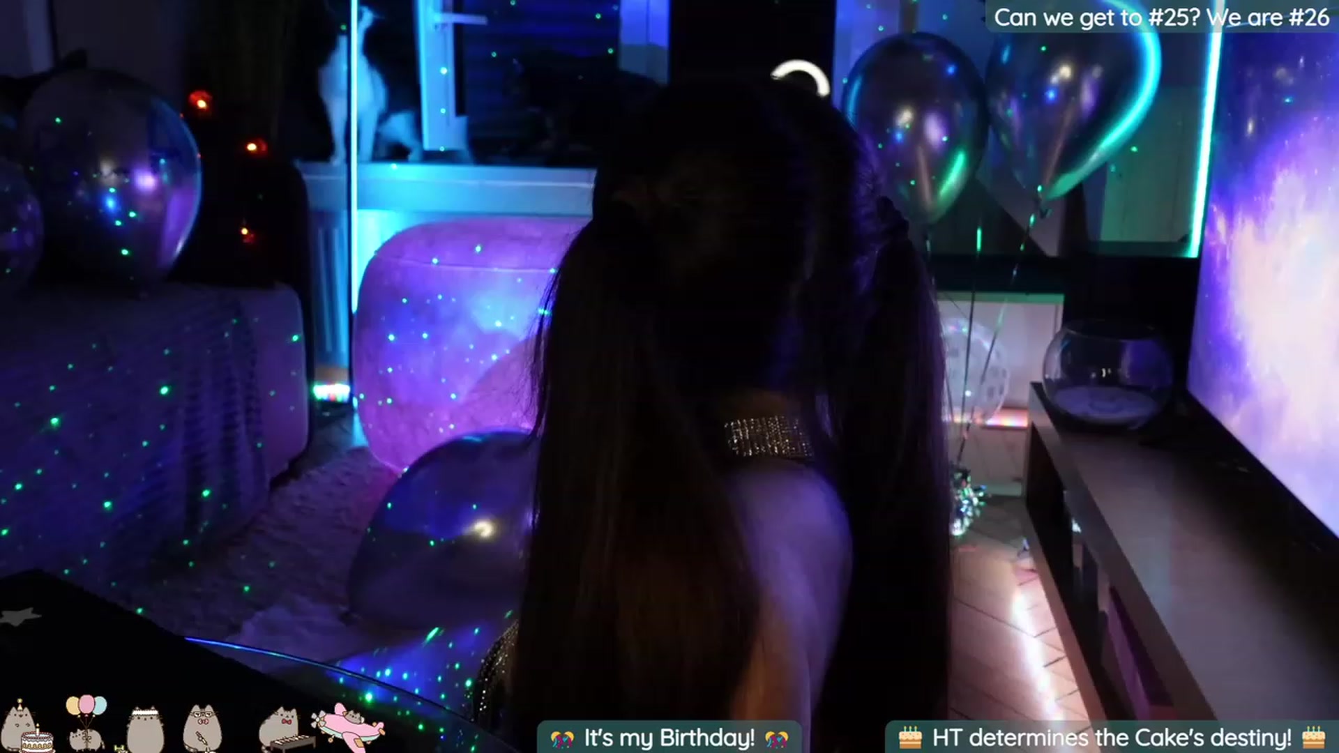 Gallery image thumbnail from Mad_Coffee's myfreecams stream on, 07/08/2023, 02:09 image 11 of 20