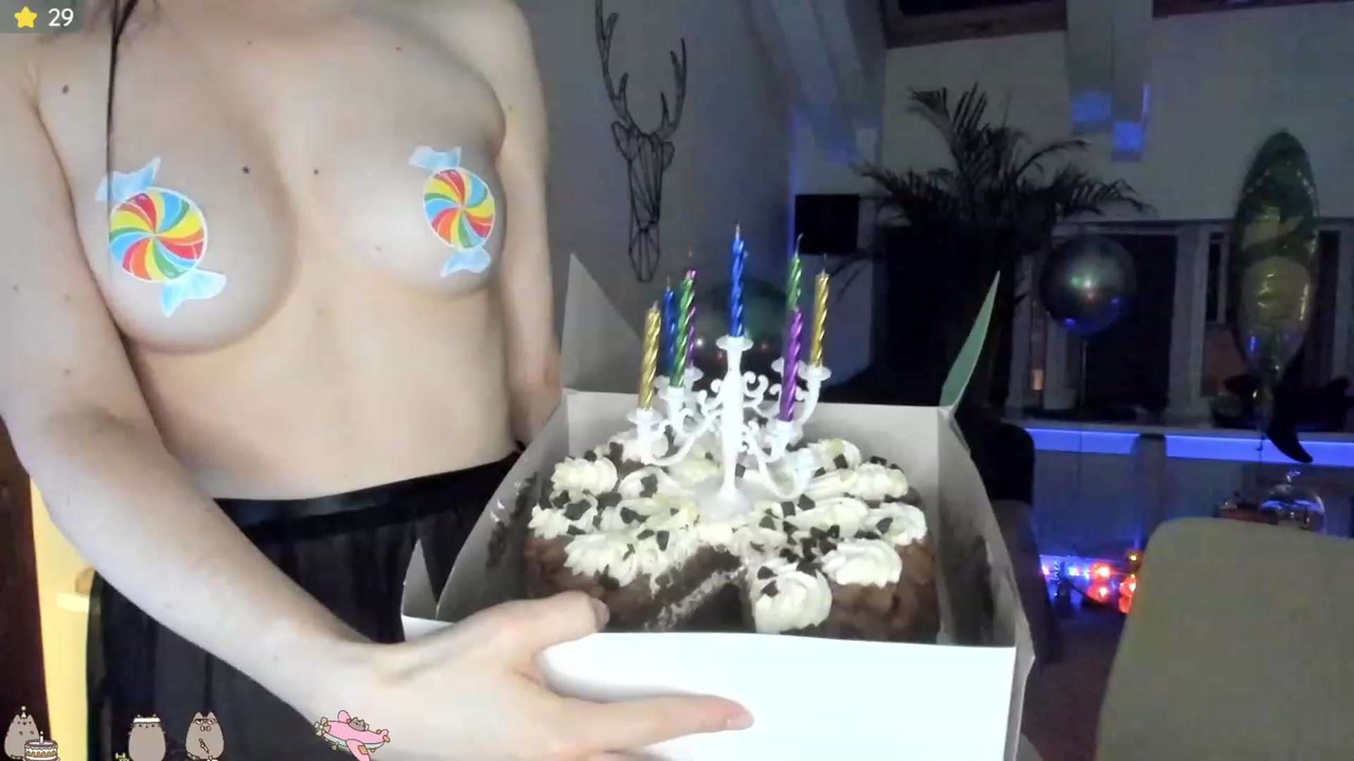 Gallery image thumbnail from Mad_Coffee's myfreecams stream on, 07/09/2023, 02:27 image 18 of 20