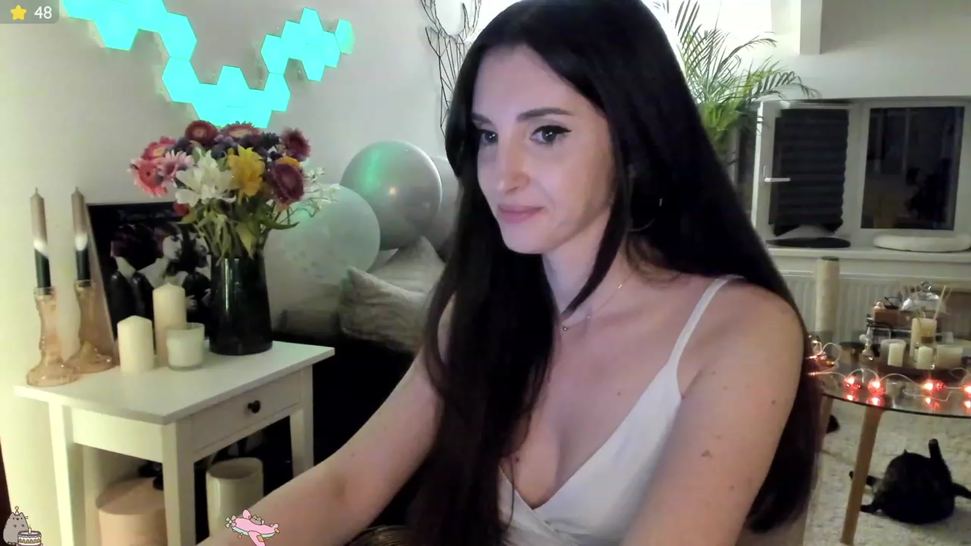 Gallery image thumbnail from Mad_Coffee's myfreecams stream on, 07/11/2023, 24:01 image 14 of 20