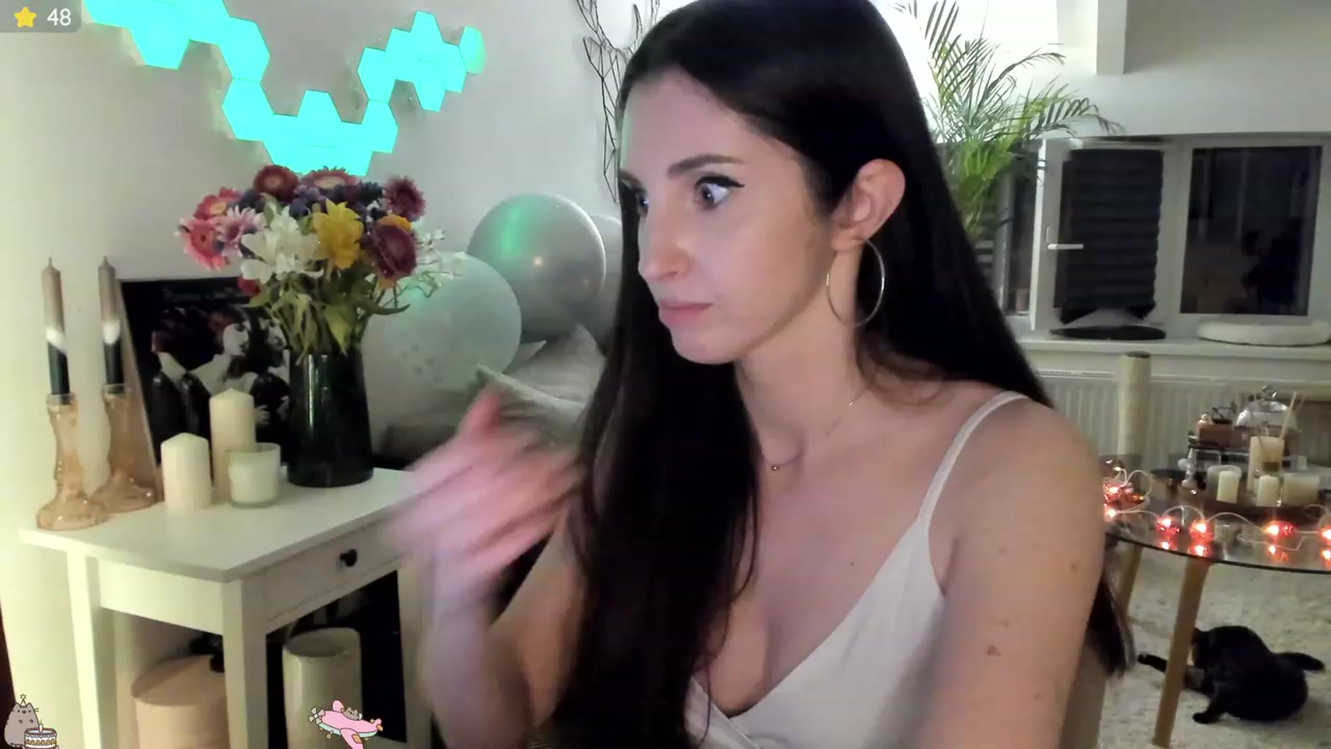 Gallery image thumbnail from Mad_Coffee's myfreecams stream on, 07/11/2023, 24:01 image 15 of 20