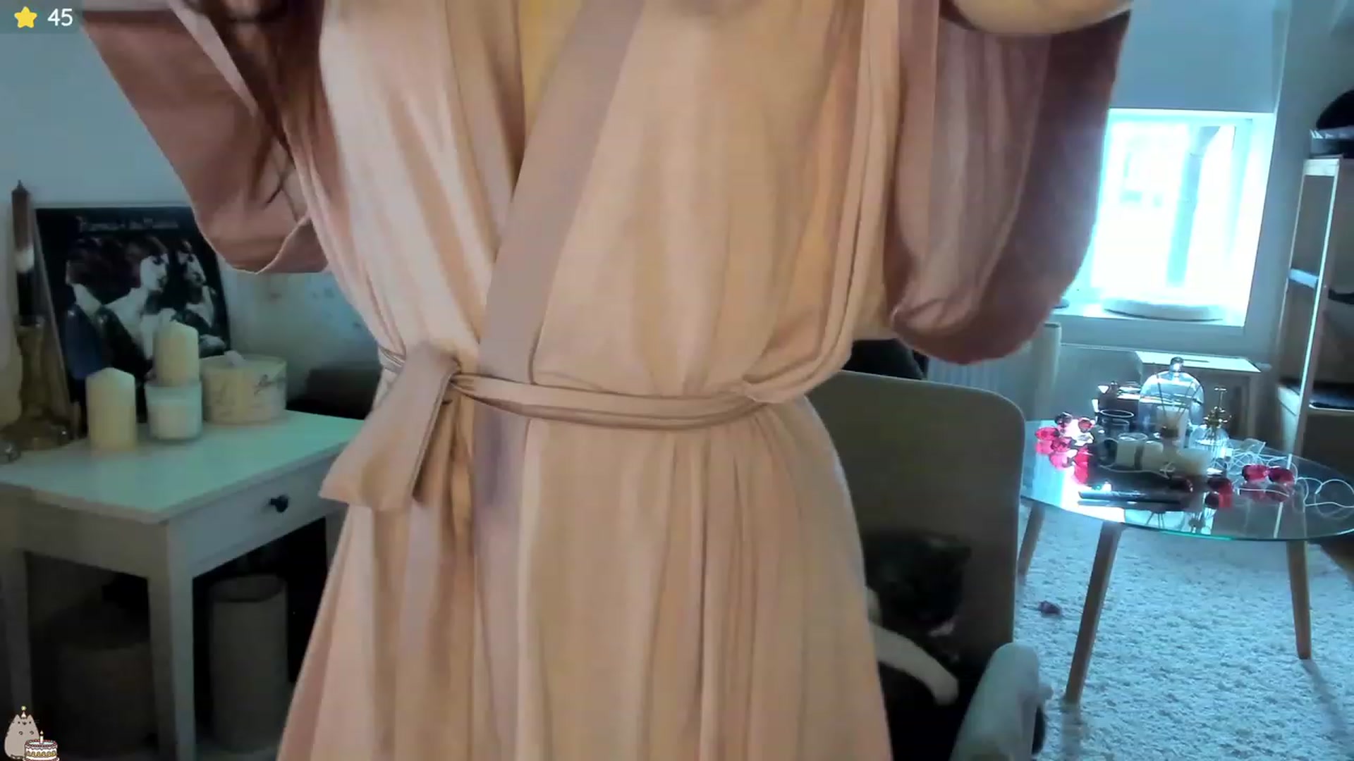 Gallery image thumbnail from Mad_Coffee's myfreecams stream on, 07/12/2023, 18:23 image 7 of 20