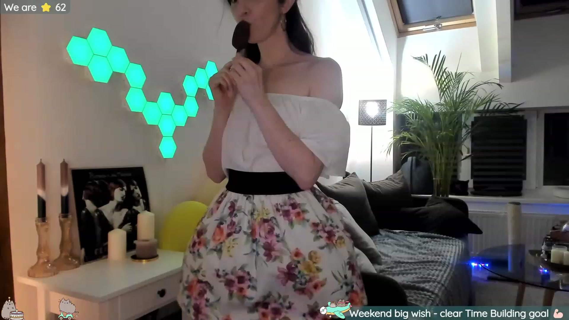 Gallery image thumbnail from Mad_Coffee's myfreecams stream on, 07/21/2023, 22:05 image 10 of 20