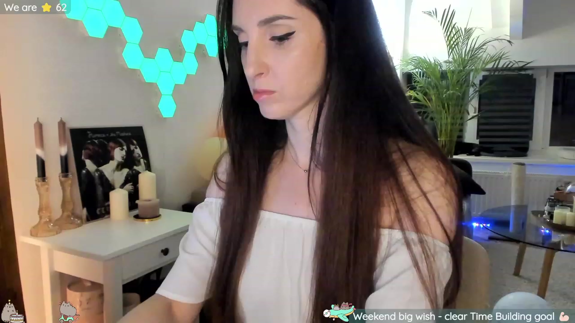 Gallery image thumbnail from Mad_Coffee's myfreecams stream on, 07/21/2023, 23:13 image 4 of 20