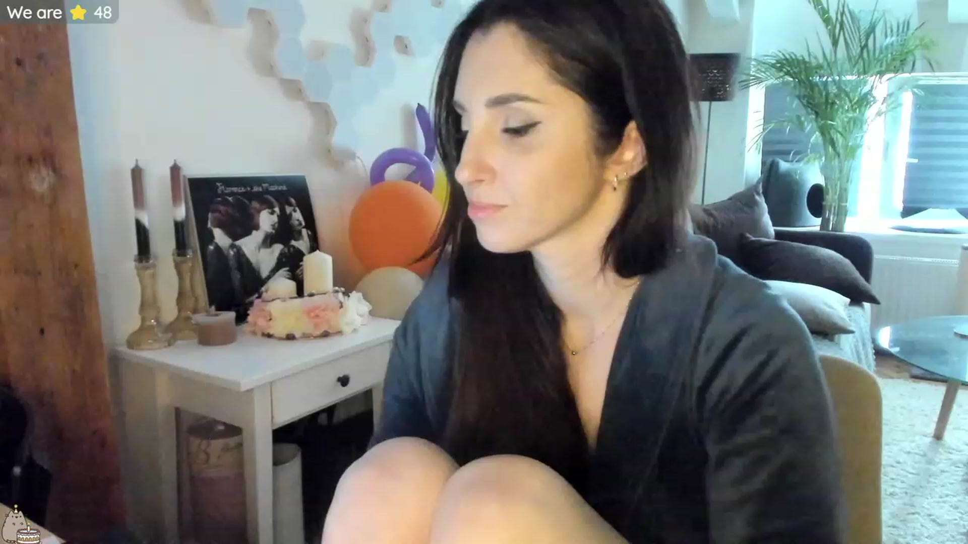 Gallery image thumbnail from Mad_Coffee's myfreecams stream on, 07/24/2023, 05:08 image 17 of 20