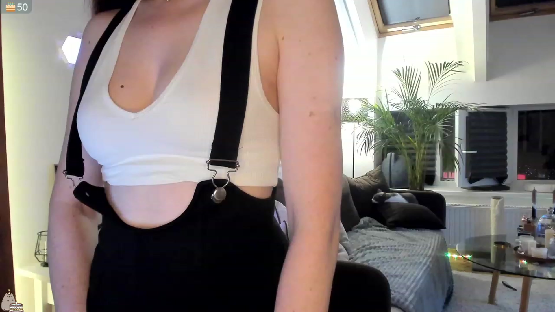 Gallery image thumbnail from Mad_Coffee's myfreecams stream on, 07/26/2023, 24:51 image 15 of 20