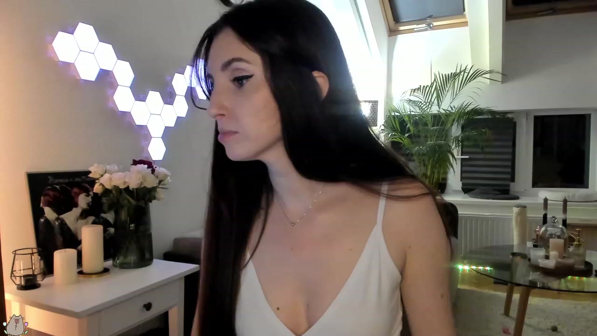 Gallery image thumbnail from Mad_Coffee's myfreecams stream on, 08/02/2023, 23:28 image 18 of 20