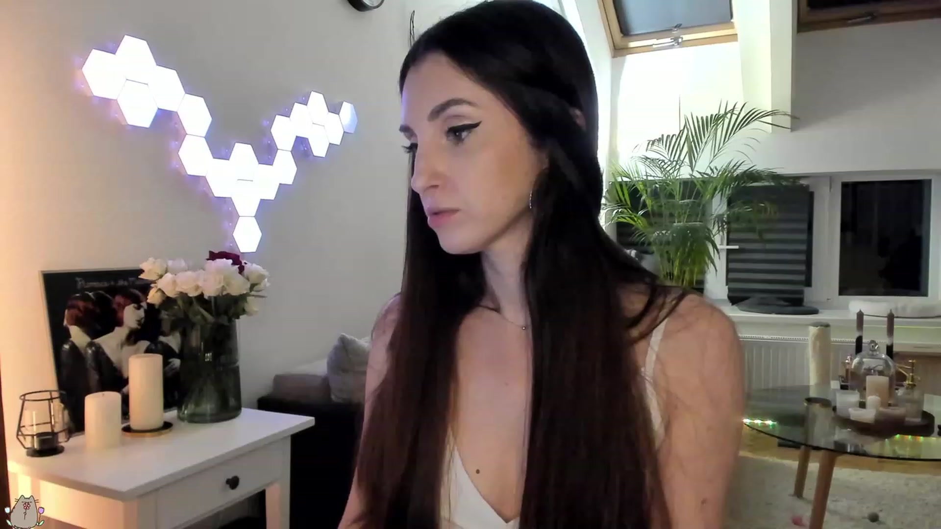 Gallery image thumbnail from Mad_Coffee's myfreecams stream on, 08/02/2023, 23:28 image 6 of 20