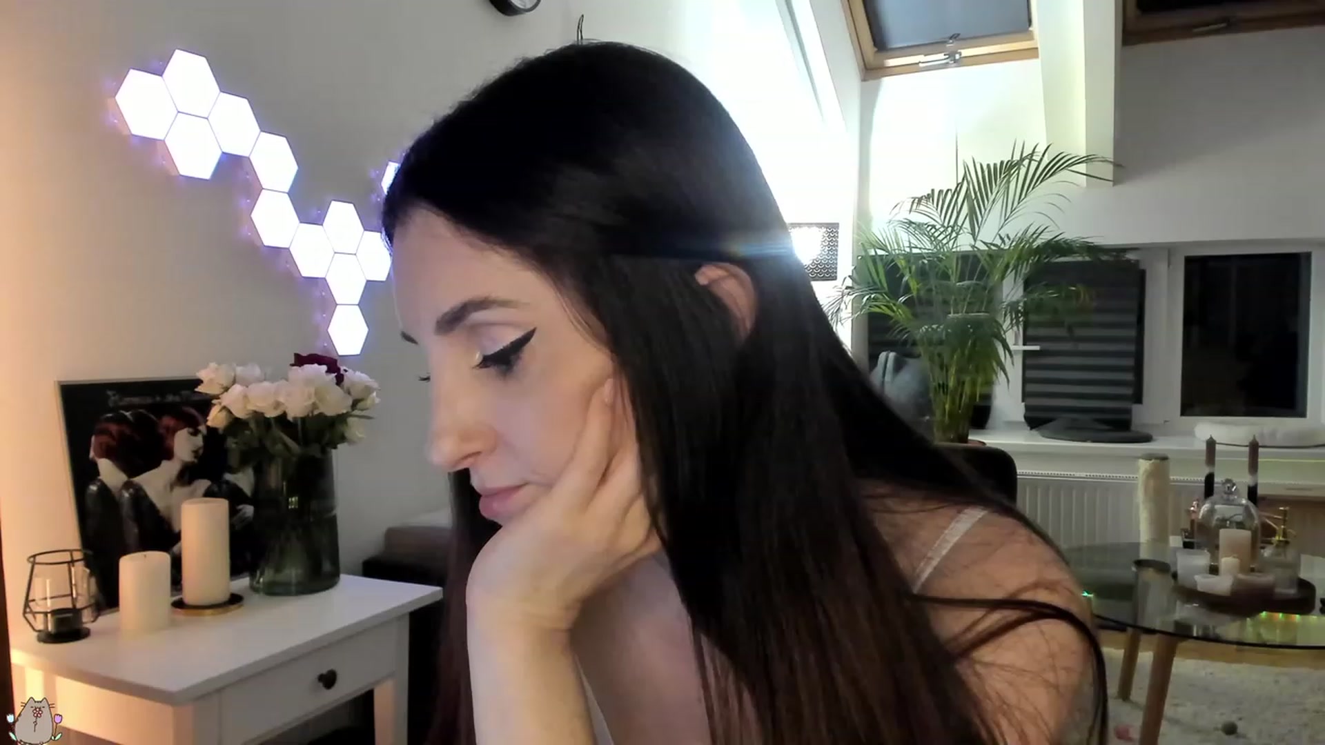 Gallery image thumbnail from Mad_Coffee's myfreecams stream on, 08/02/2023, 23:28 image 8 of 20
