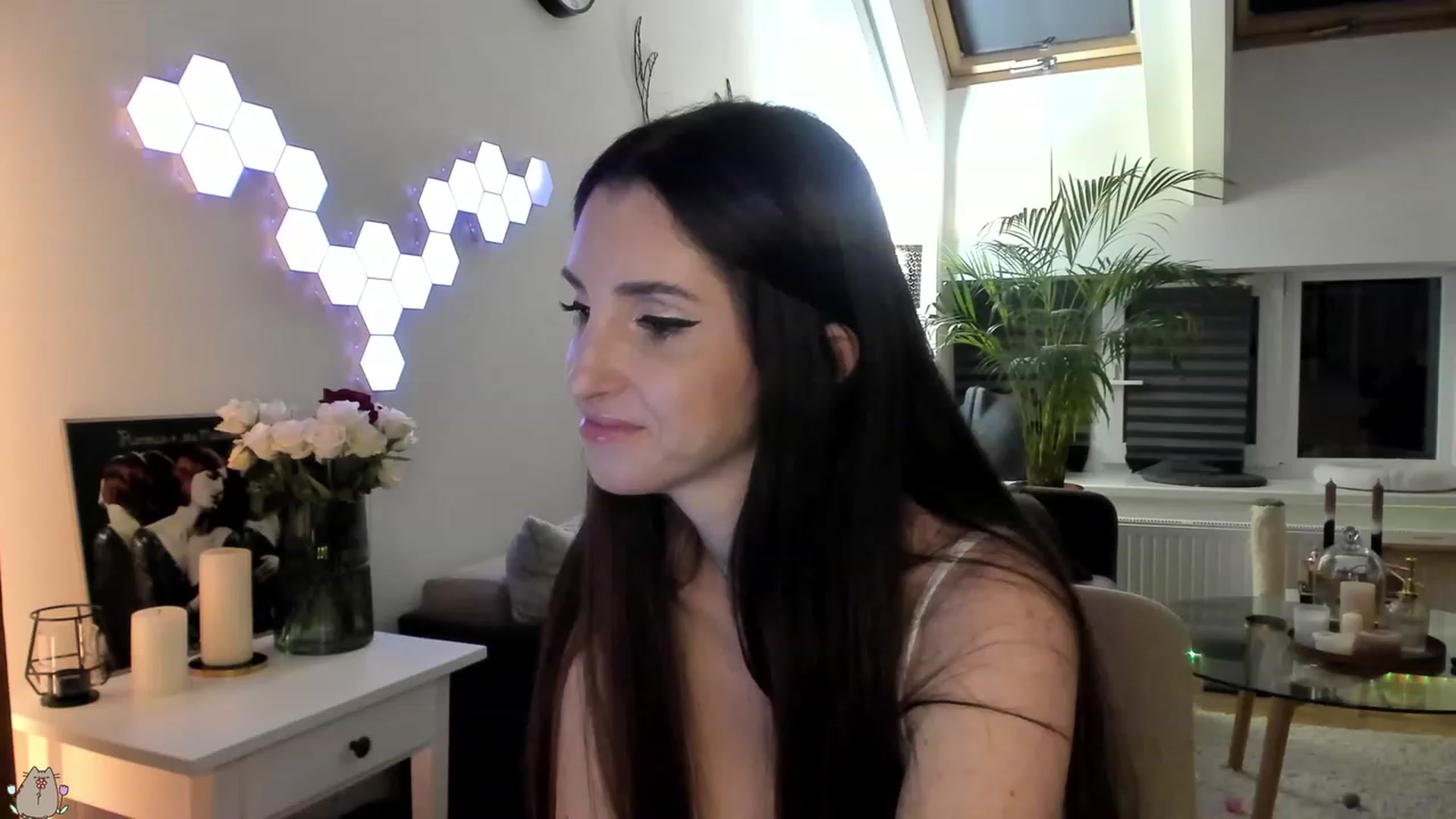 Gallery image thumbnail from Mad_Coffee's myfreecams stream on, 08/02/2023, 23:28 image 9 of 20
