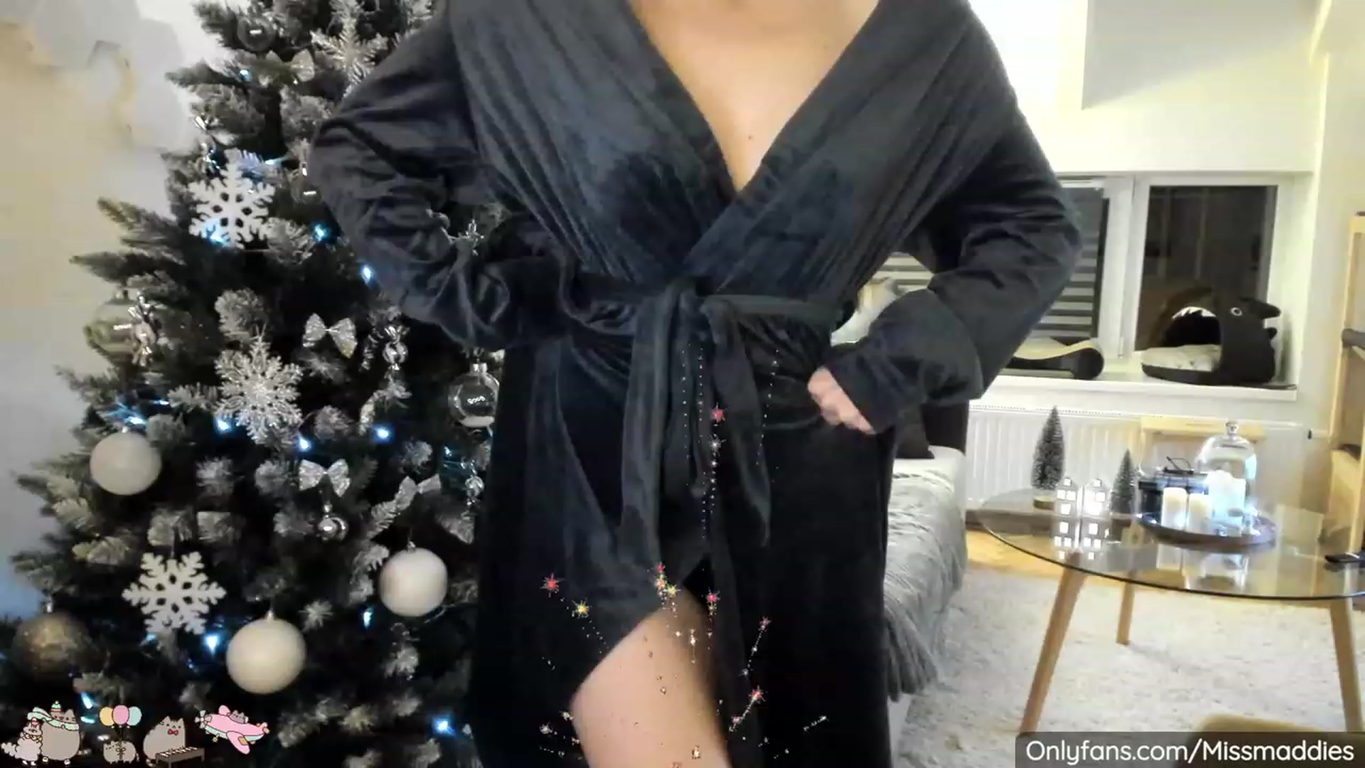 Gallery image thumbnail from Mad_Fairy's myfreecams stream on, 12/10/2022, 01:04 image 11 of 20
