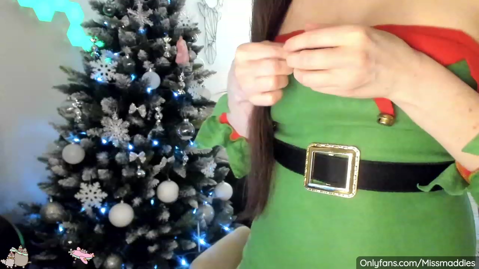 Gallery image thumbnail from Mad_Fairy's myfreecams stream on, 12/11/2022, 24:06 image 3 of 20