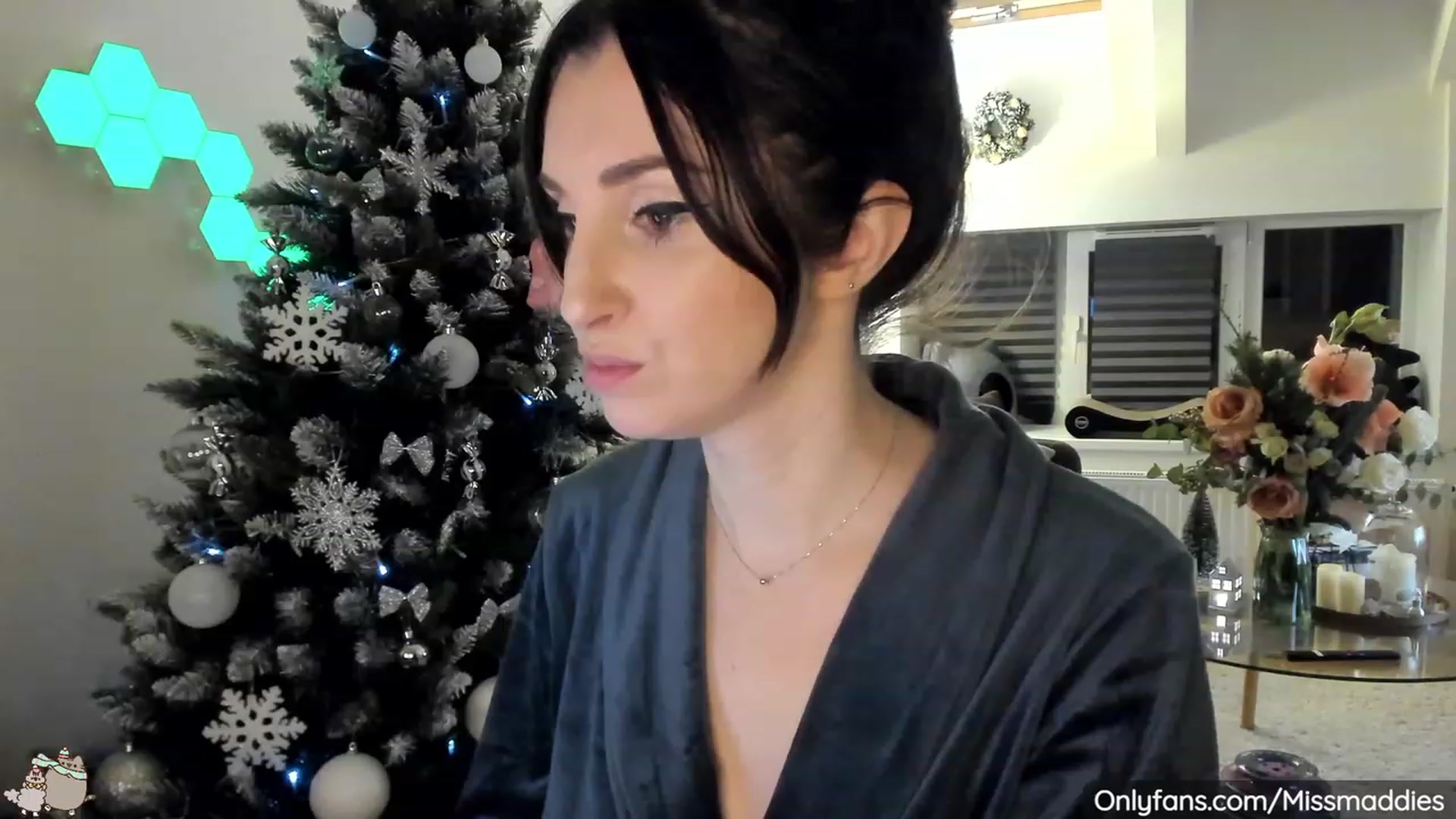 Gallery image thumbnail from Mad_Fairy's myfreecams stream on, 12/11/2022, 21:54 image 6 of 20