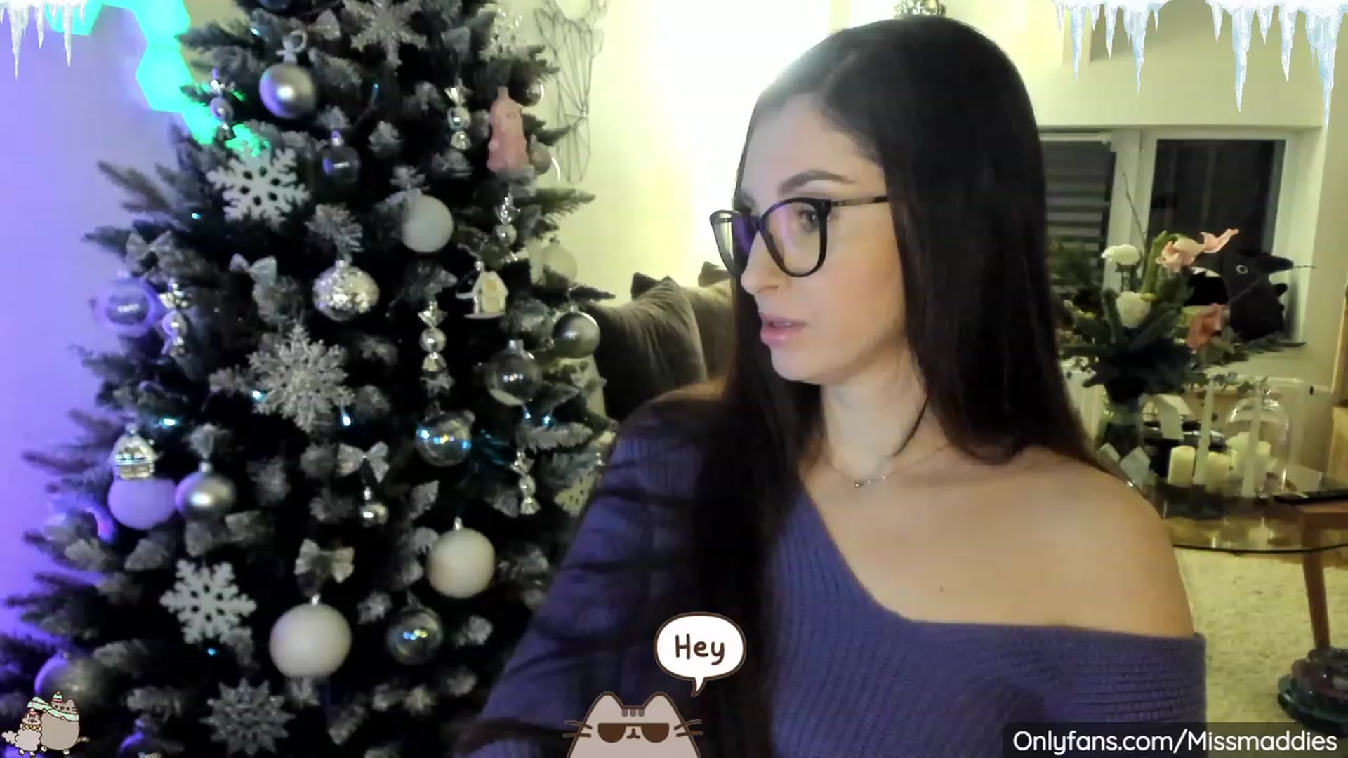 Gallery image thumbnail from Mad_Fairy's myfreecams stream on, 12/22/2022, 23:34 image 18 of 20