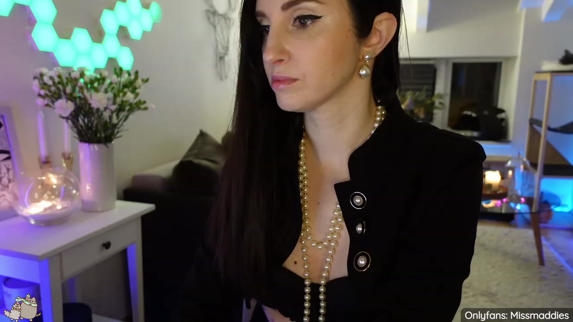 Gallery image thumbnail from Mad_Fairy's myfreecams stream on, 01/22/2023, 02:31 image 11 of 20