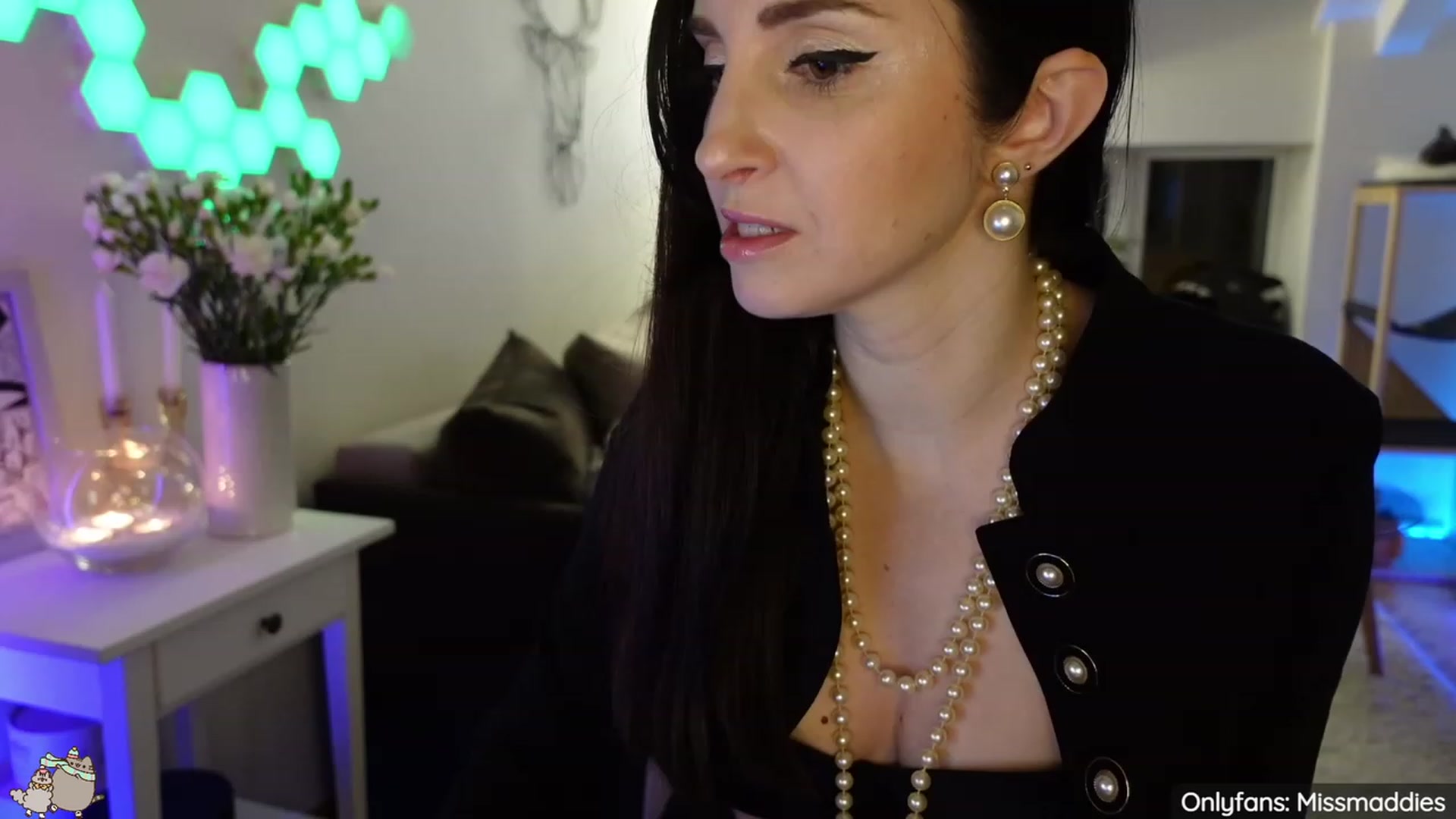 Gallery image thumbnail from Mad_Fairy's myfreecams stream on, 01/22/2023, 02:31 image 8 of 20