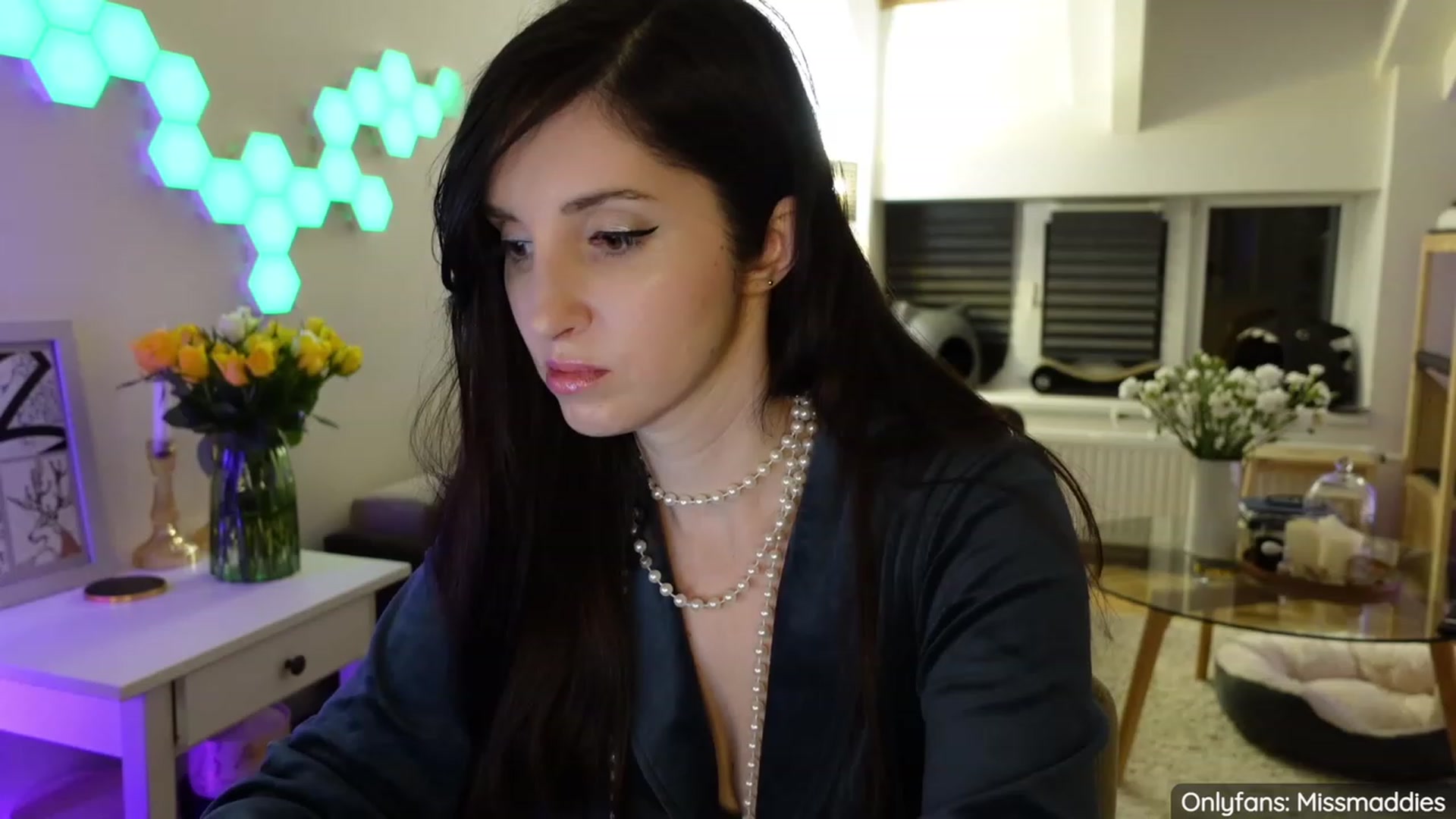 Gallery image thumbnail from Mad_Fairy's myfreecams stream on, 01/28/2023, 03:35 image 10 of 20
