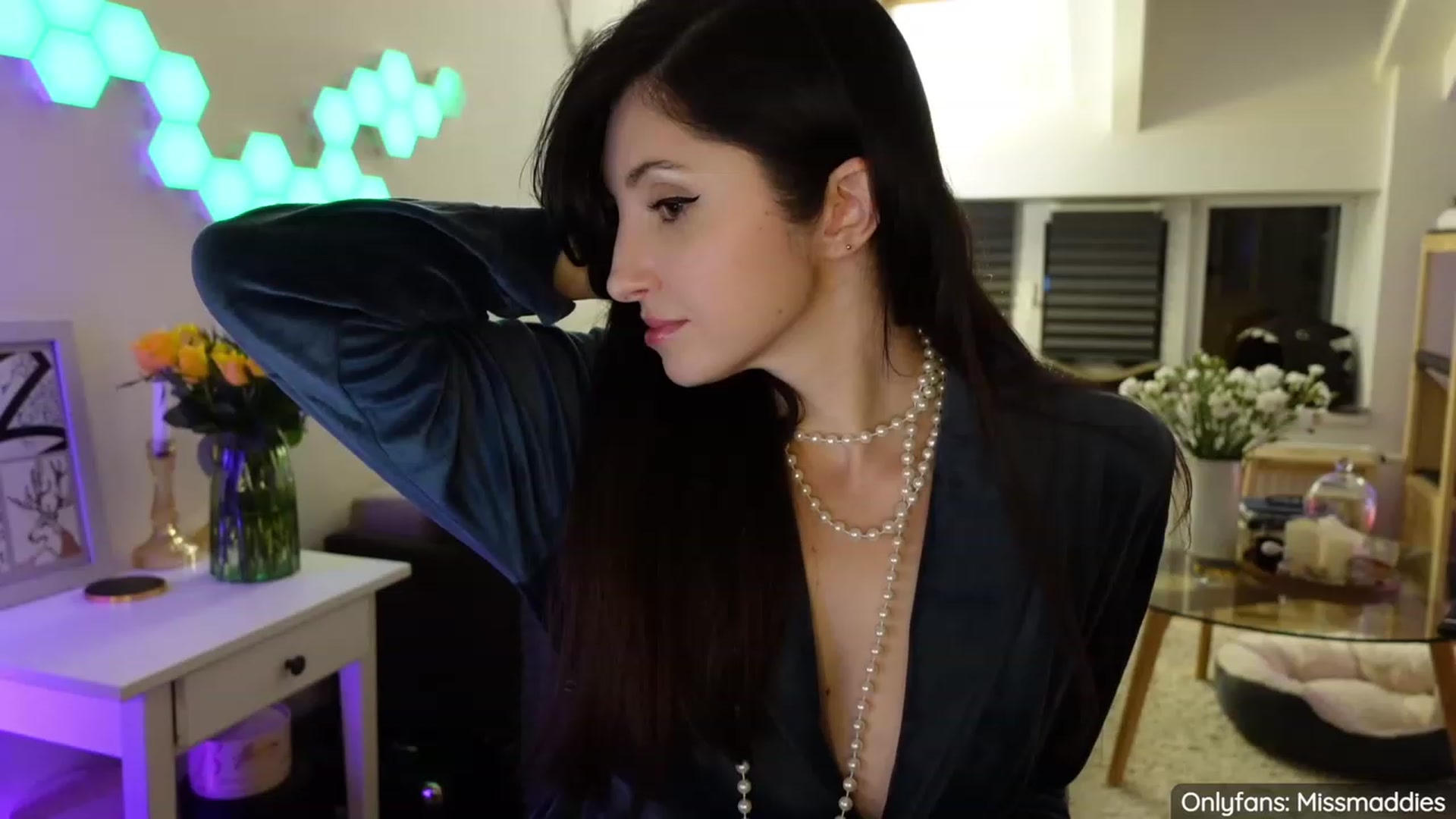 Gallery image thumbnail from Mad_Fairy's myfreecams stream on, 01/28/2023, 03:35 image 9 of 20