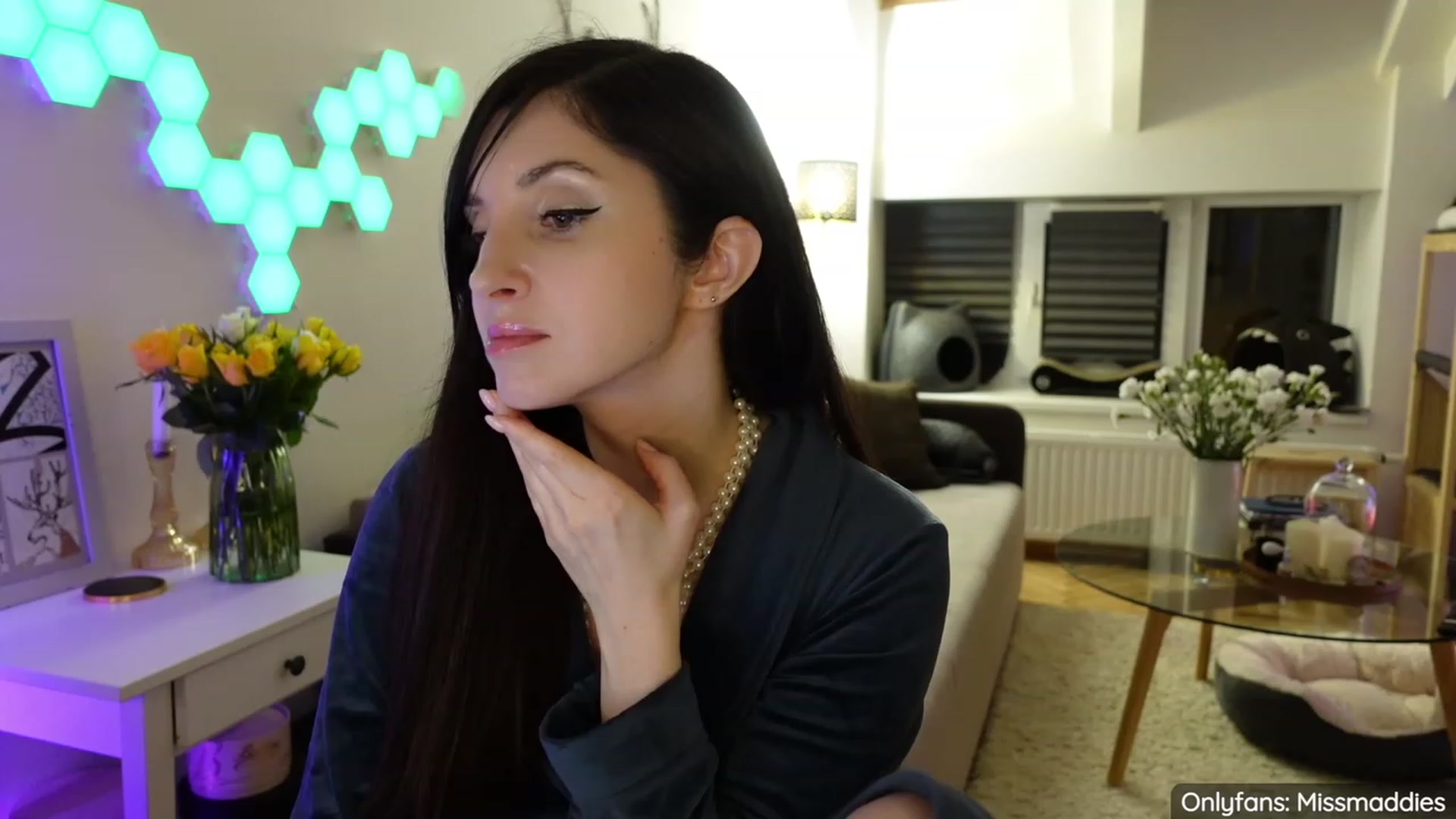 Gallery image thumbnail from Mad_Fairy's myfreecams stream on, 01/28/2023, 03:35 image 3 of 20
