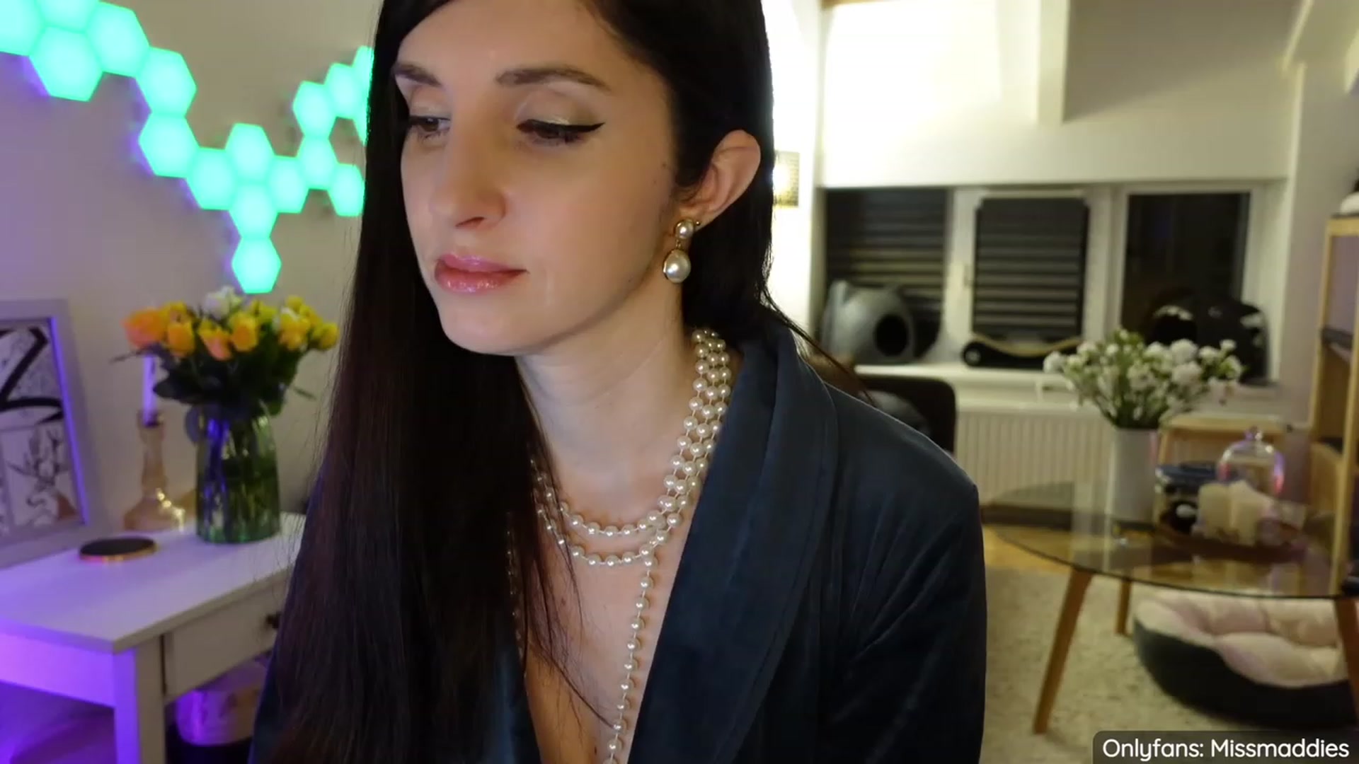 Gallery image thumbnail from Mad_Fairy's myfreecams stream on, 01/28/2023, 03:35 image 1 of 20
