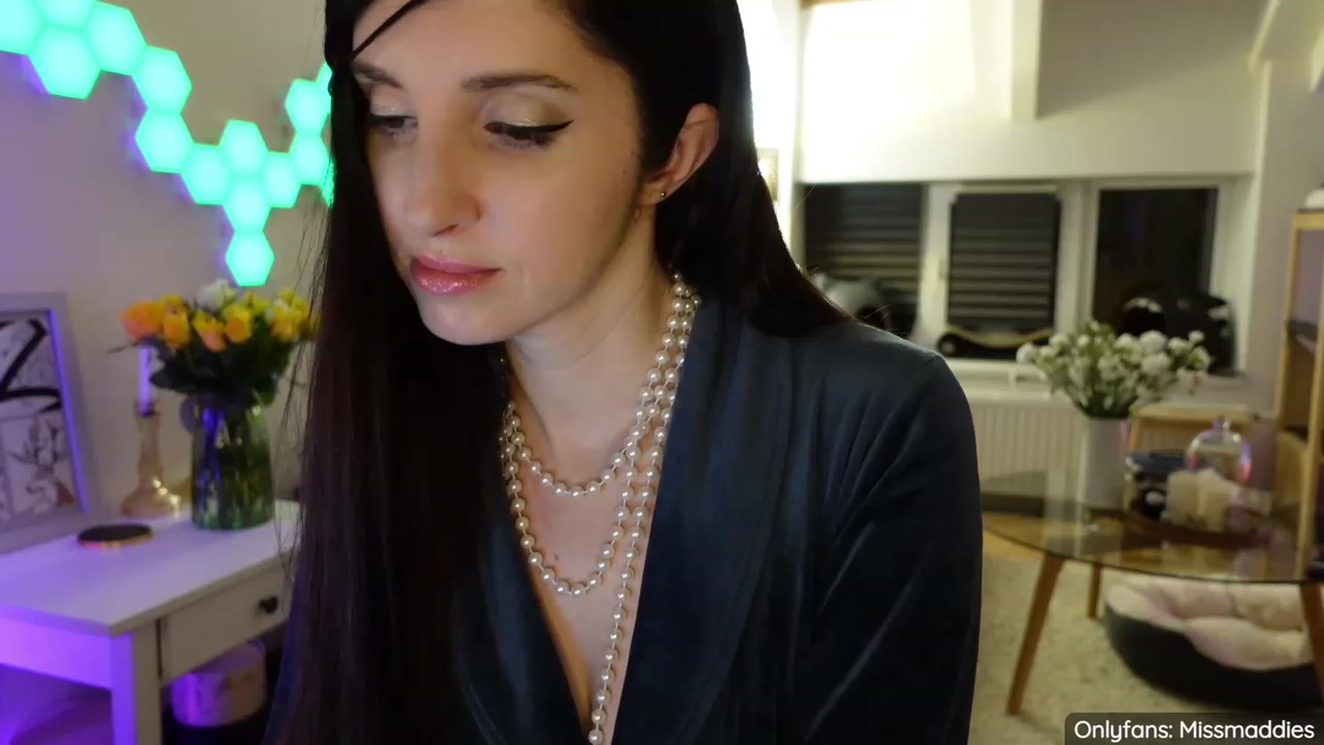 Gallery image thumbnail from Mad_Fairy's myfreecams stream on, 01/28/2023, 03:35 image 7 of 20