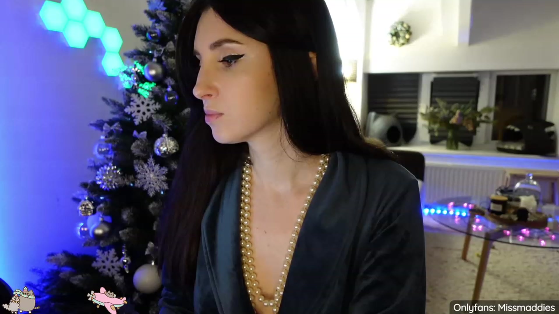 Gallery image thumbnail from Mad_Is_Bad's myfreecams stream on, 01/10/2023, 02:19 image 12 of 20