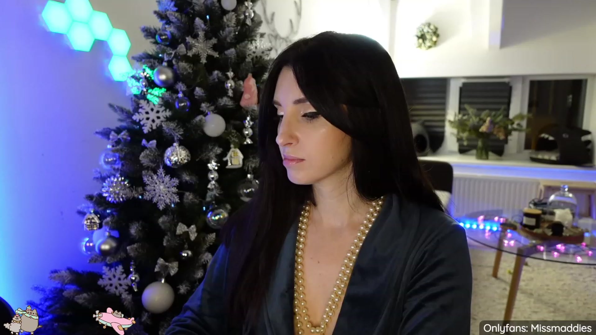 Gallery image thumbnail from Mad_Is_Bad's myfreecams stream on, 01/10/2023, 02:19 image 14 of 20