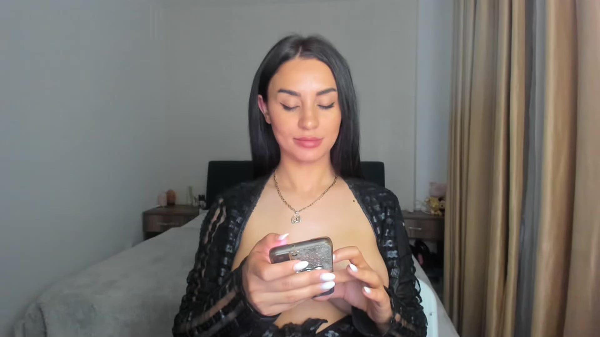 Gallery image thumbnail from Madam_Jesse's myfreecams stream on, 07/15/2023, 18:04 image 18 of 20
